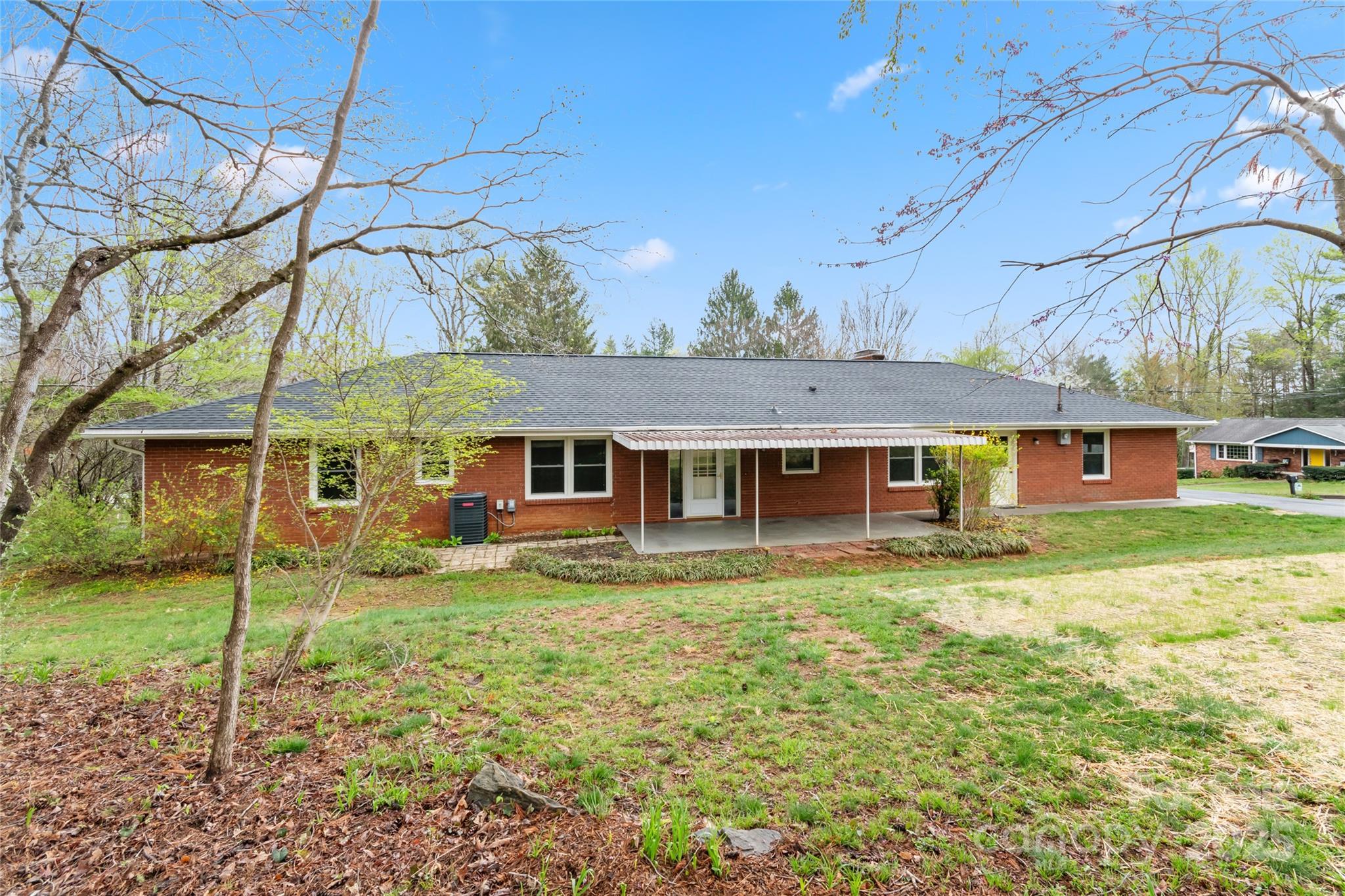 2 Fawn Drive