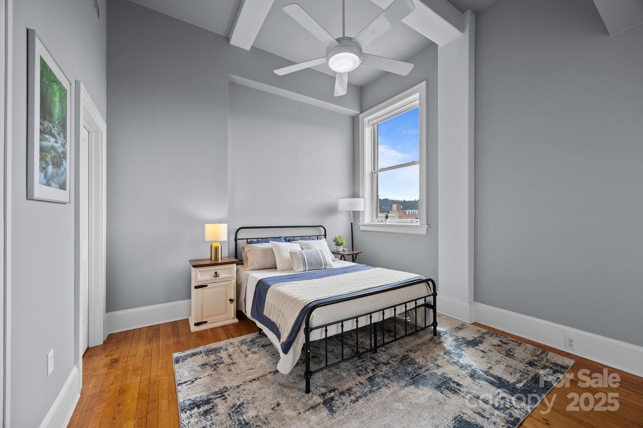 84 W Walnut Street Unit: 405