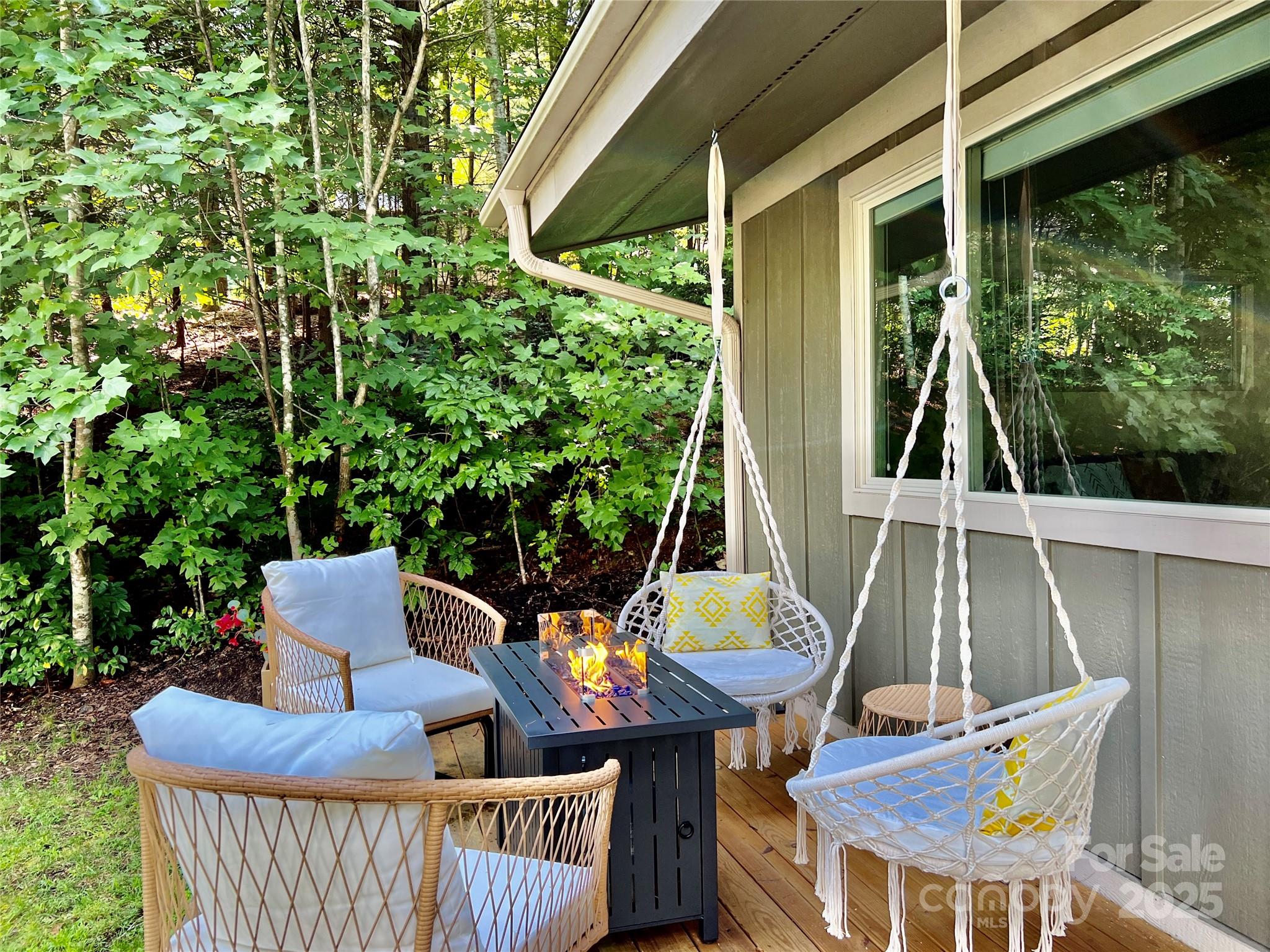 710 Rhododendron Avenue