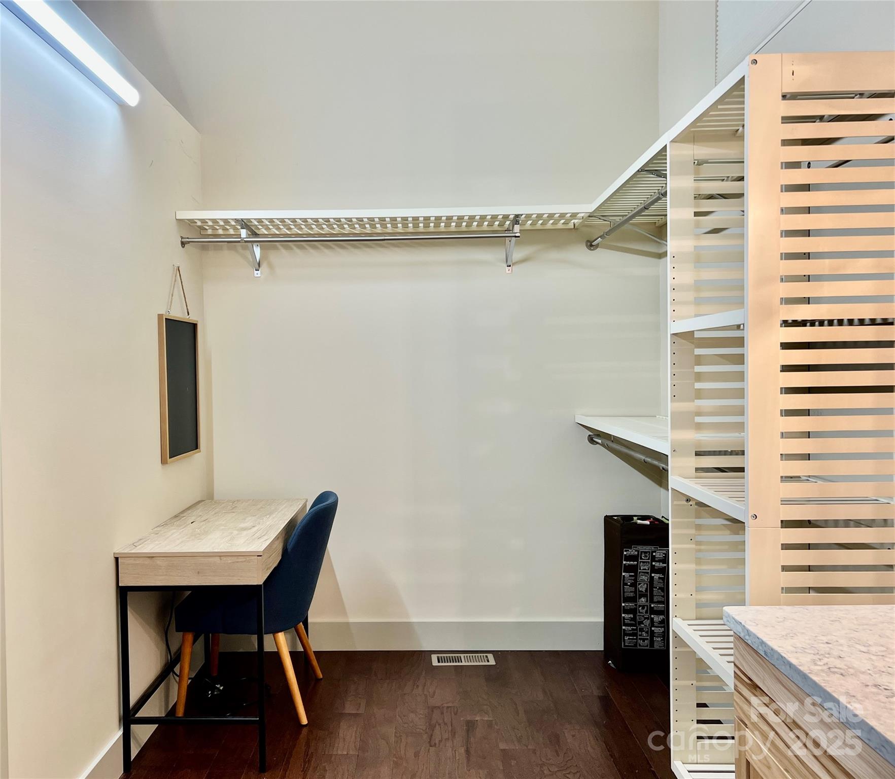 710 Rhododendron Avenue