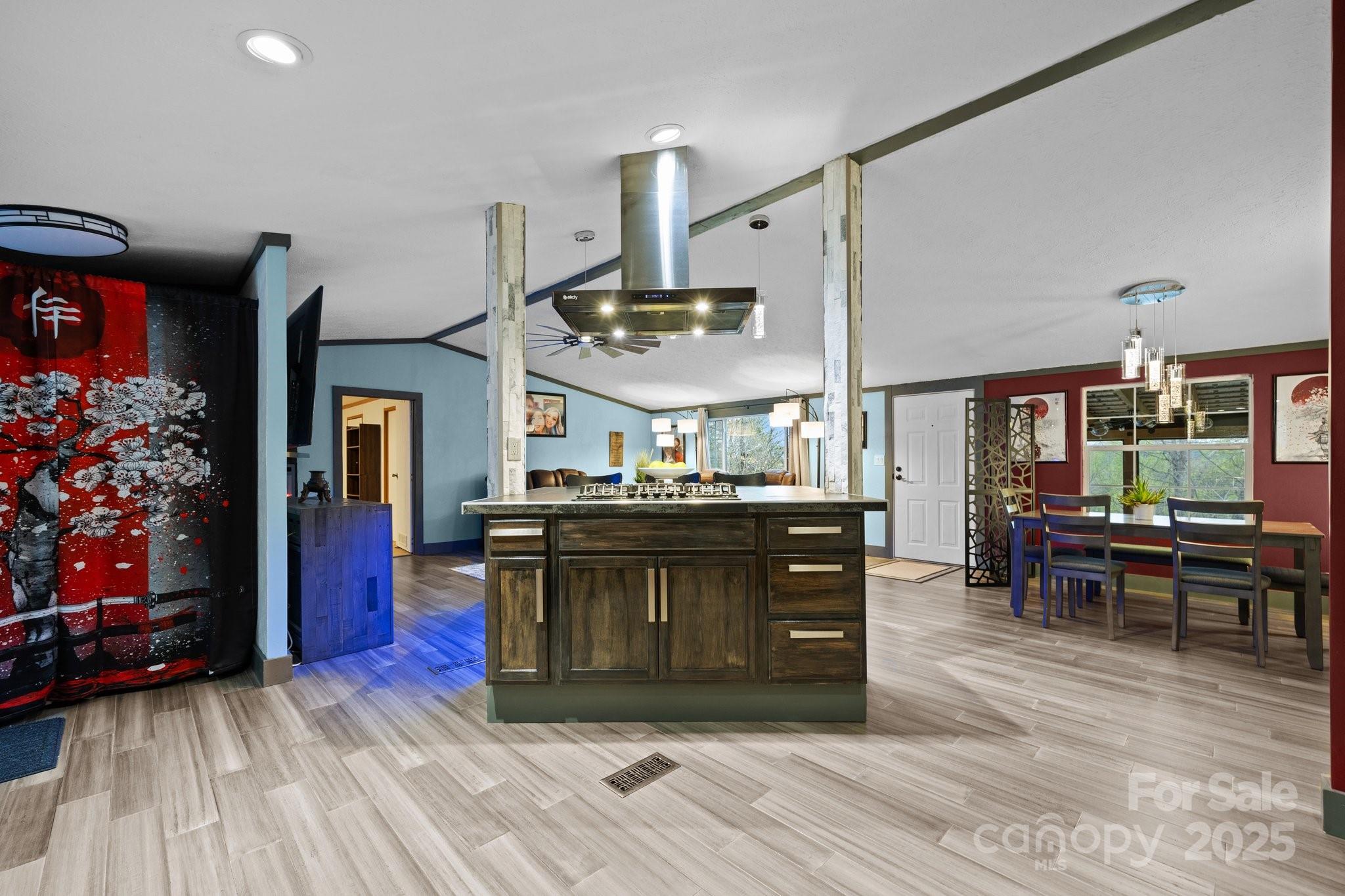 615 School Road E