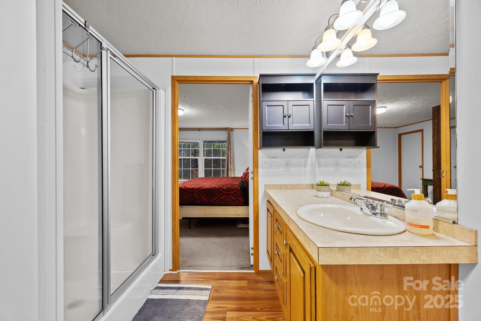 615 School Road E
