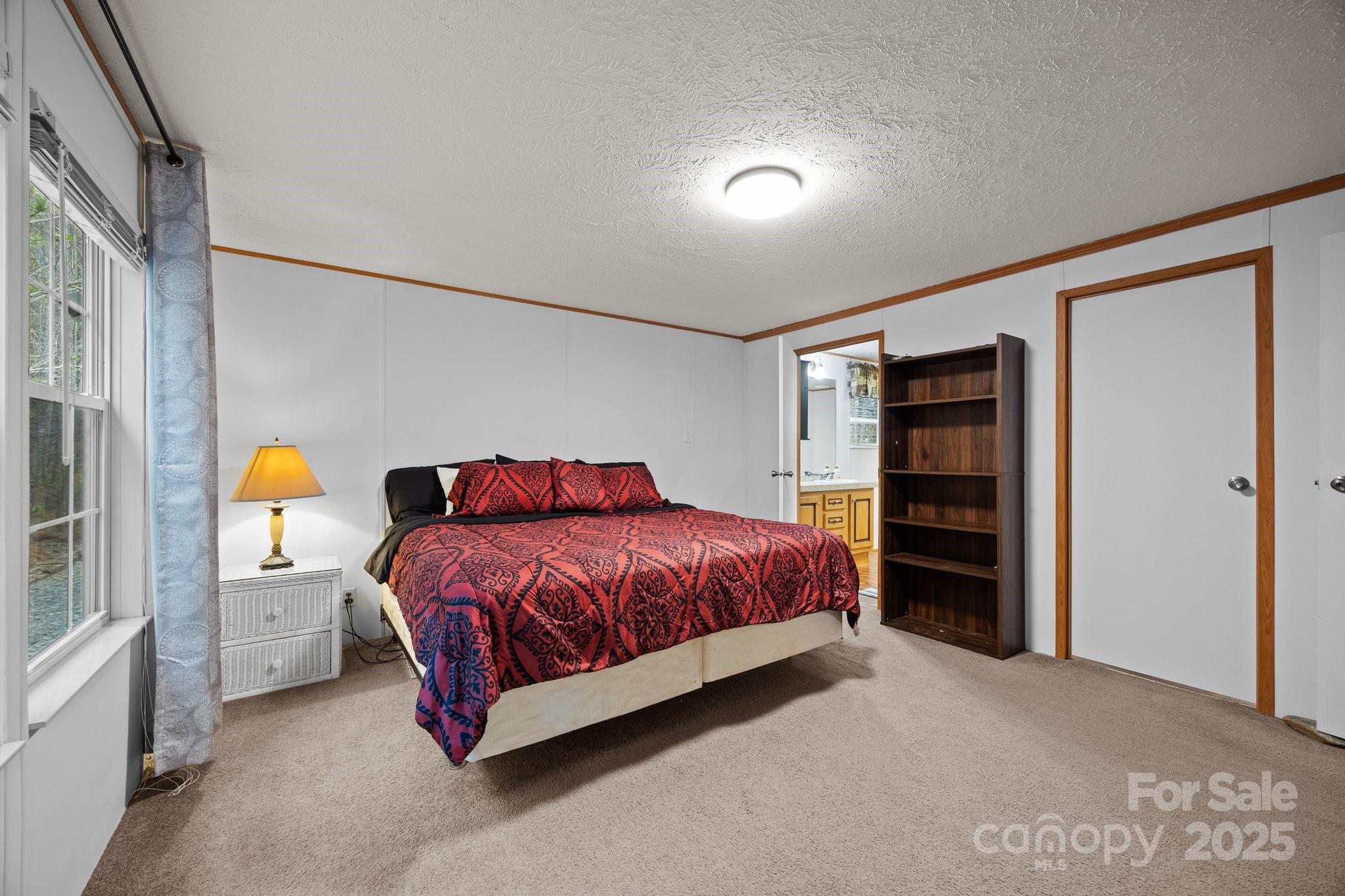 615 School Road E