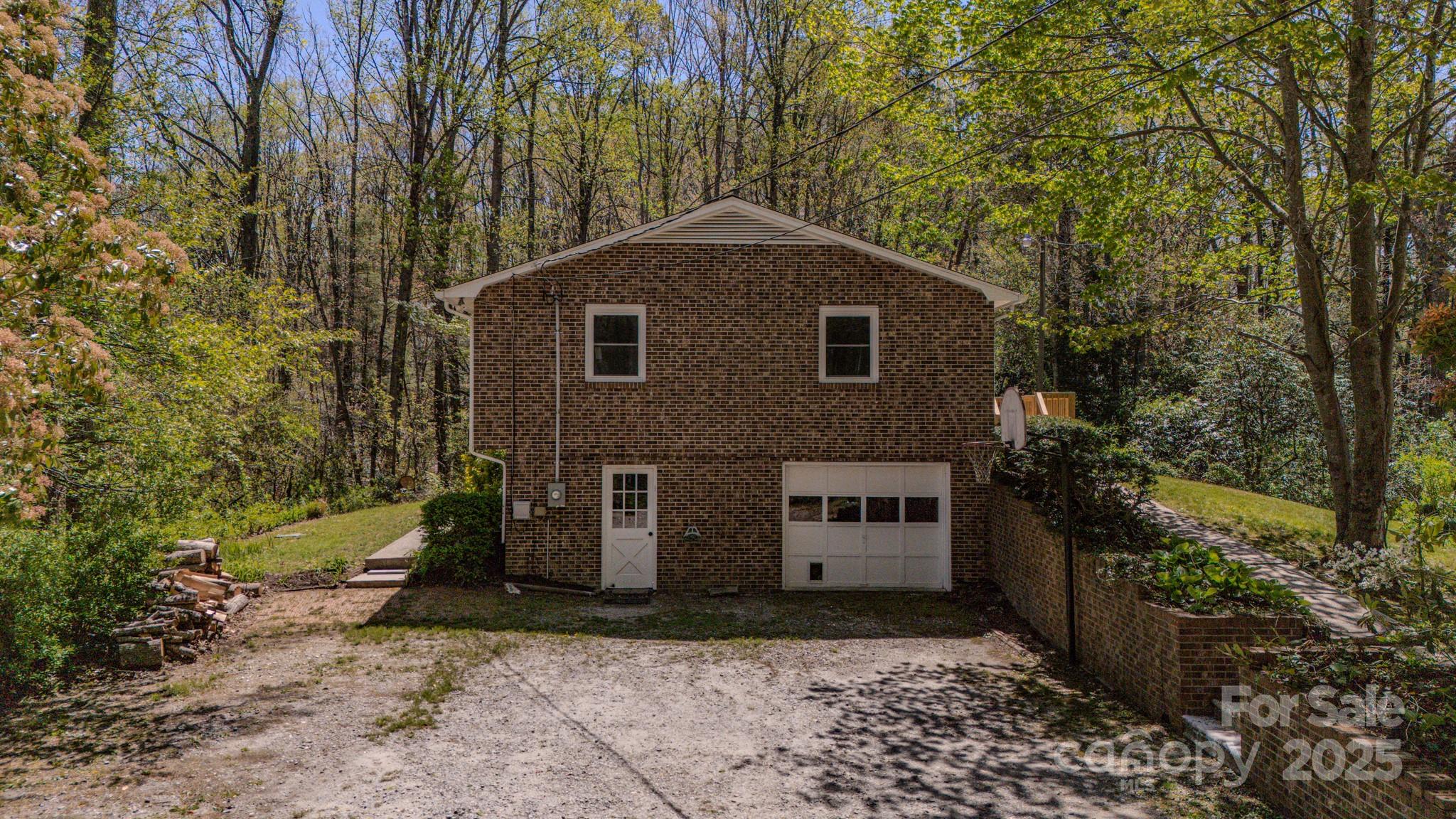 280 Fletcher View Drive