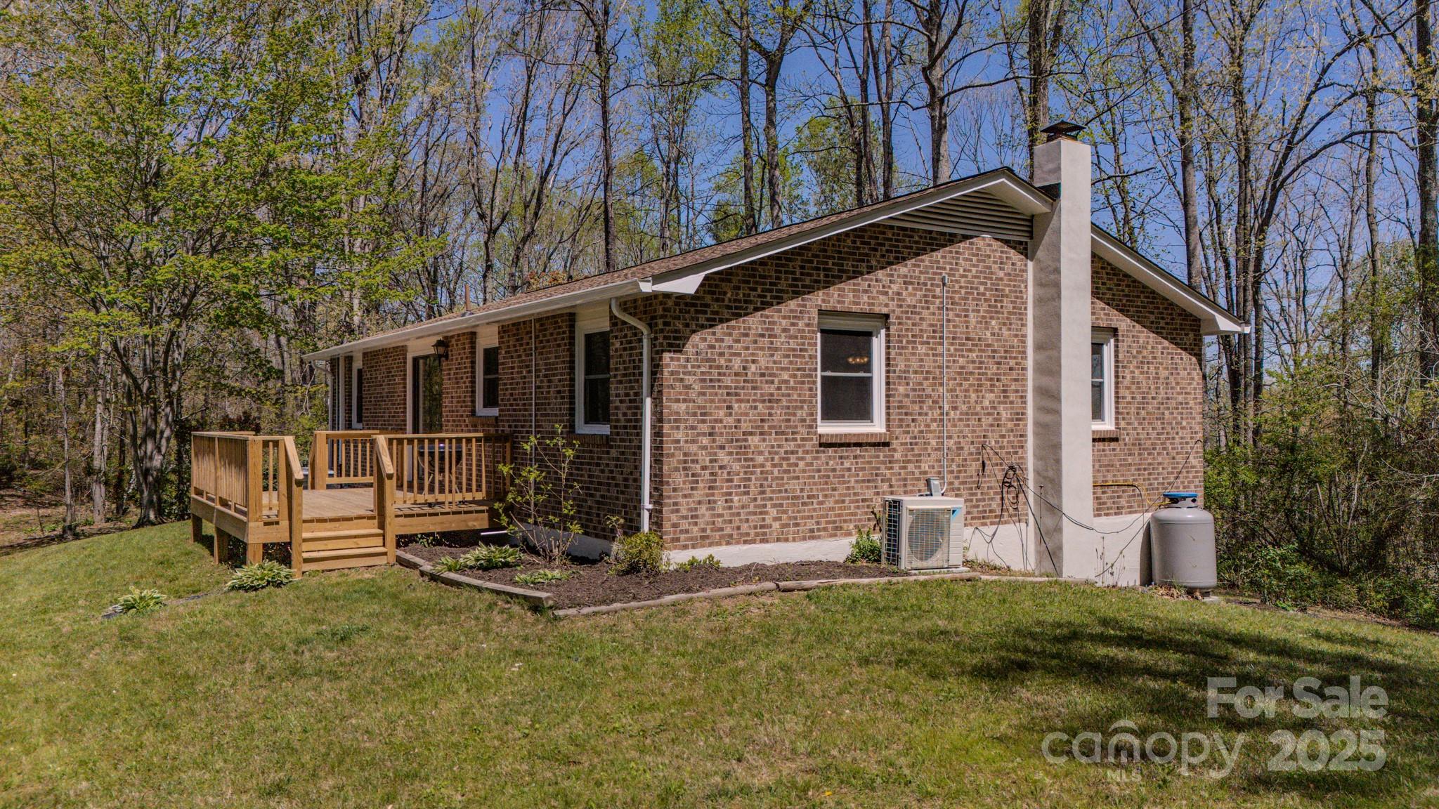 280 Fletcher View Drive