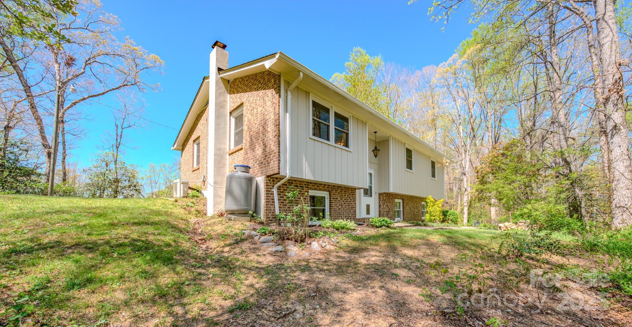 280 Fletcher View Drive