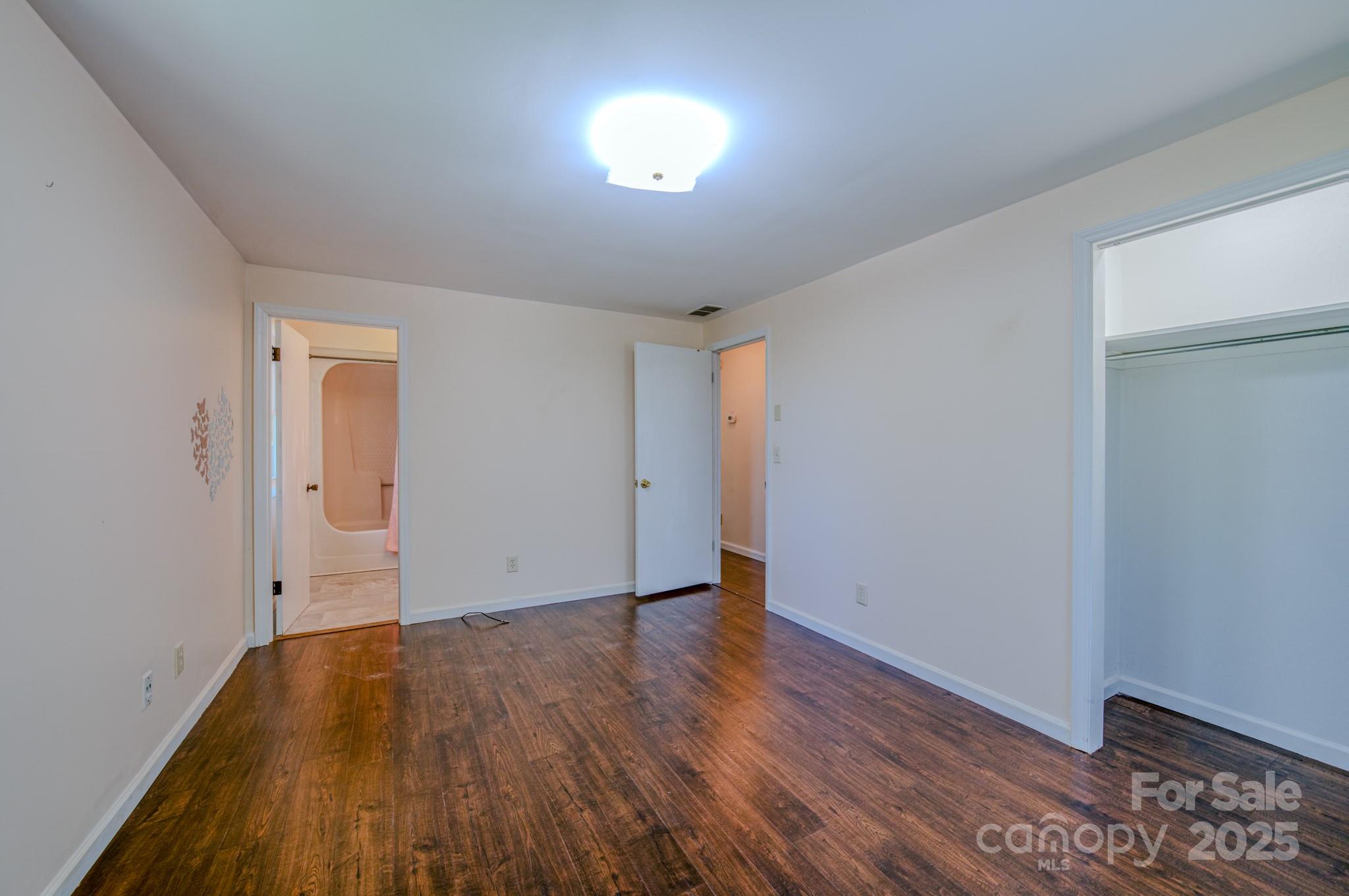 280 Fletcher View Drive