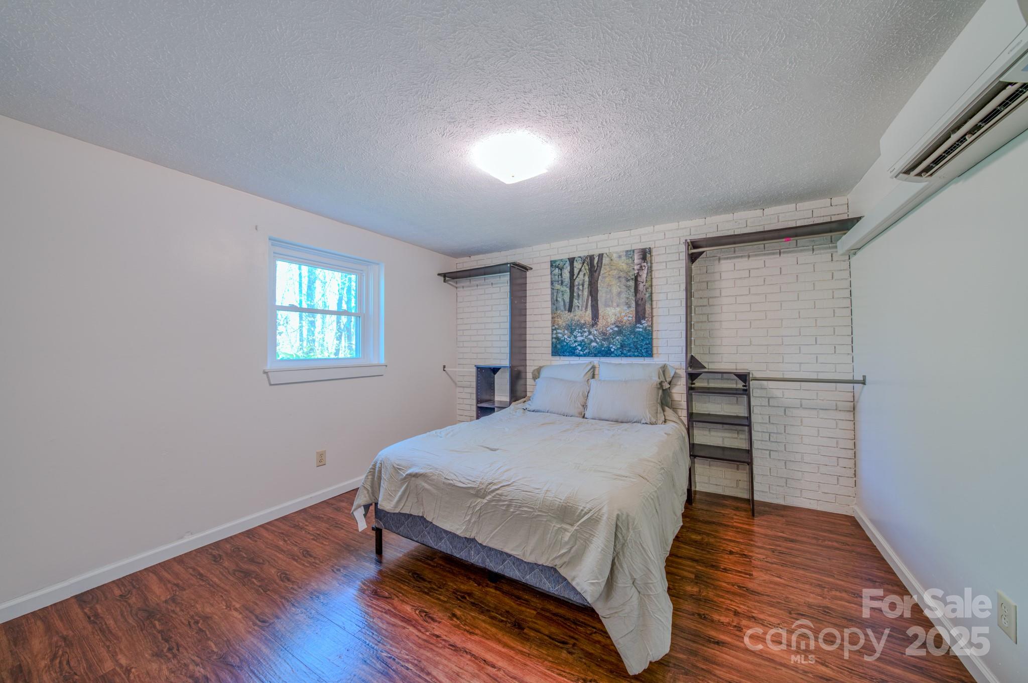 280 Fletcher View Drive