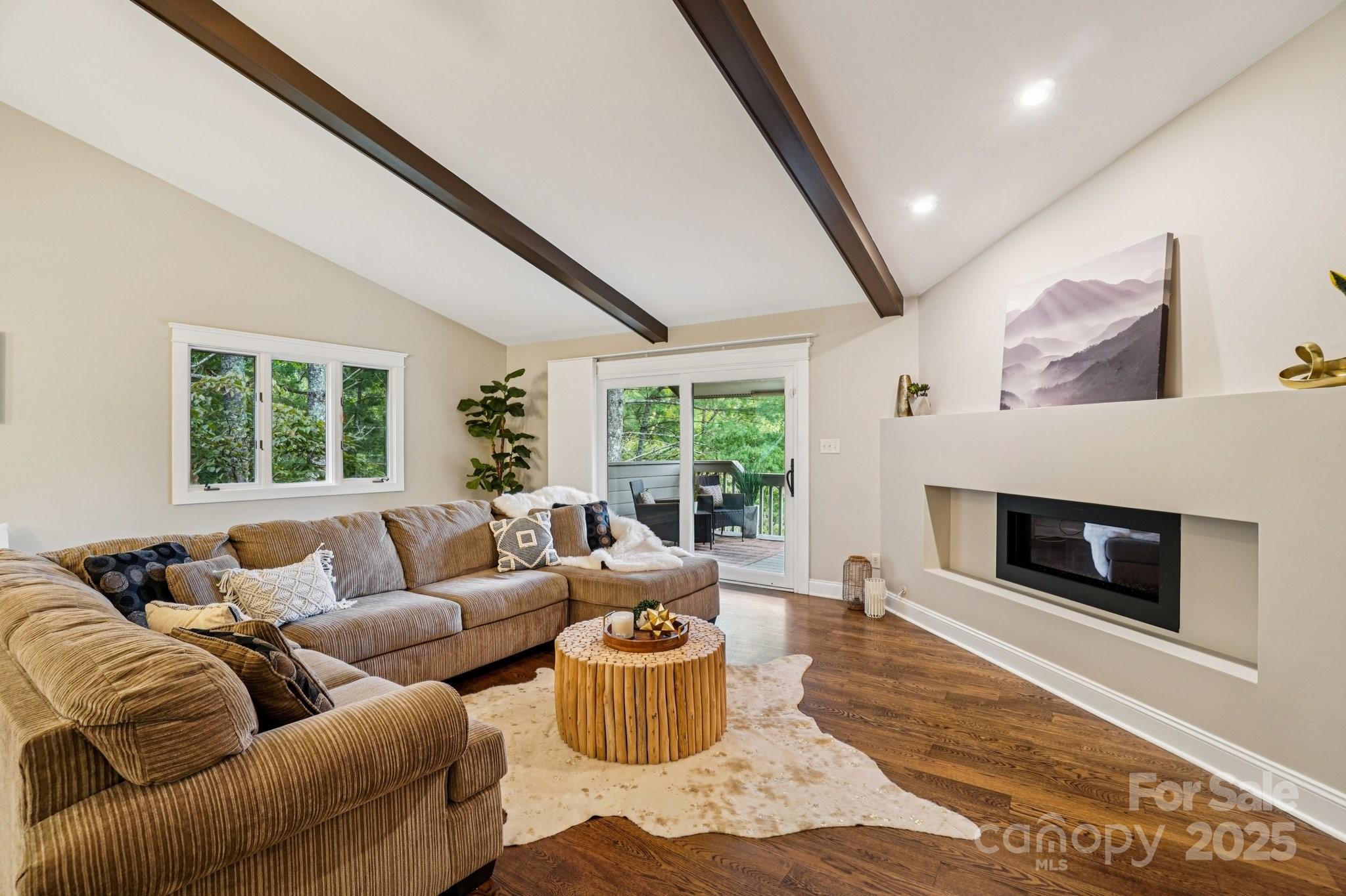 601 Timber Lane