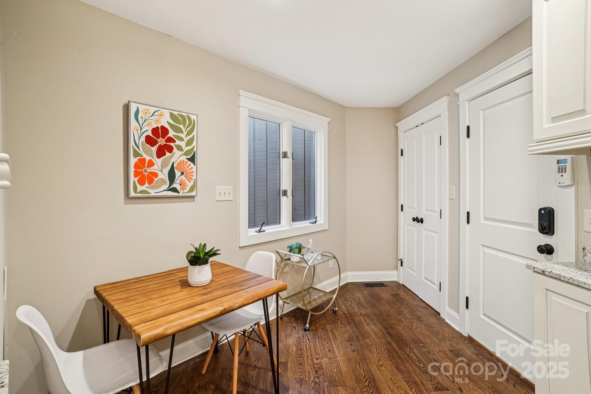 601 Timber Lane