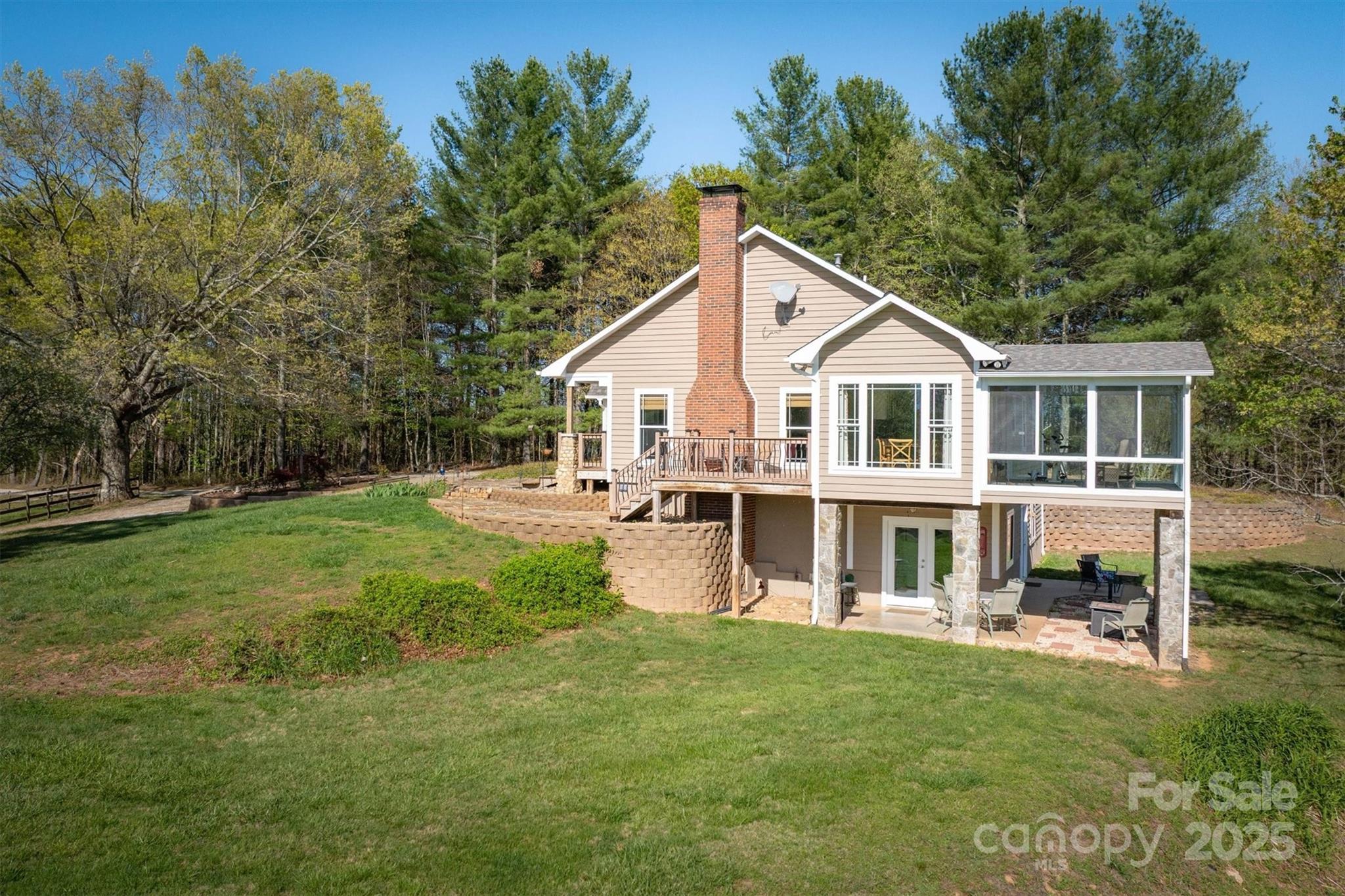 1414 Merry Heart Lane