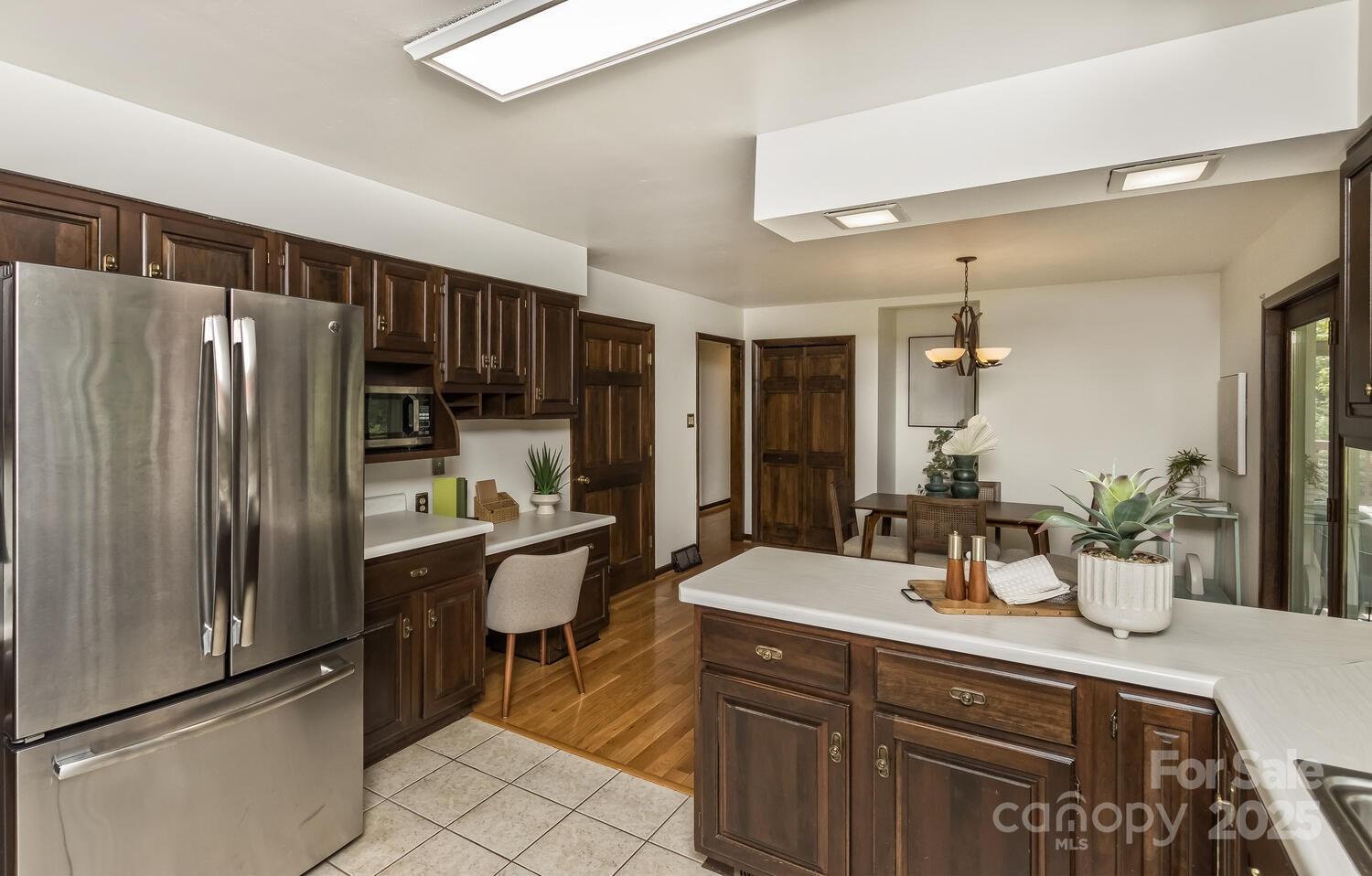 27 Glen Crest Drive