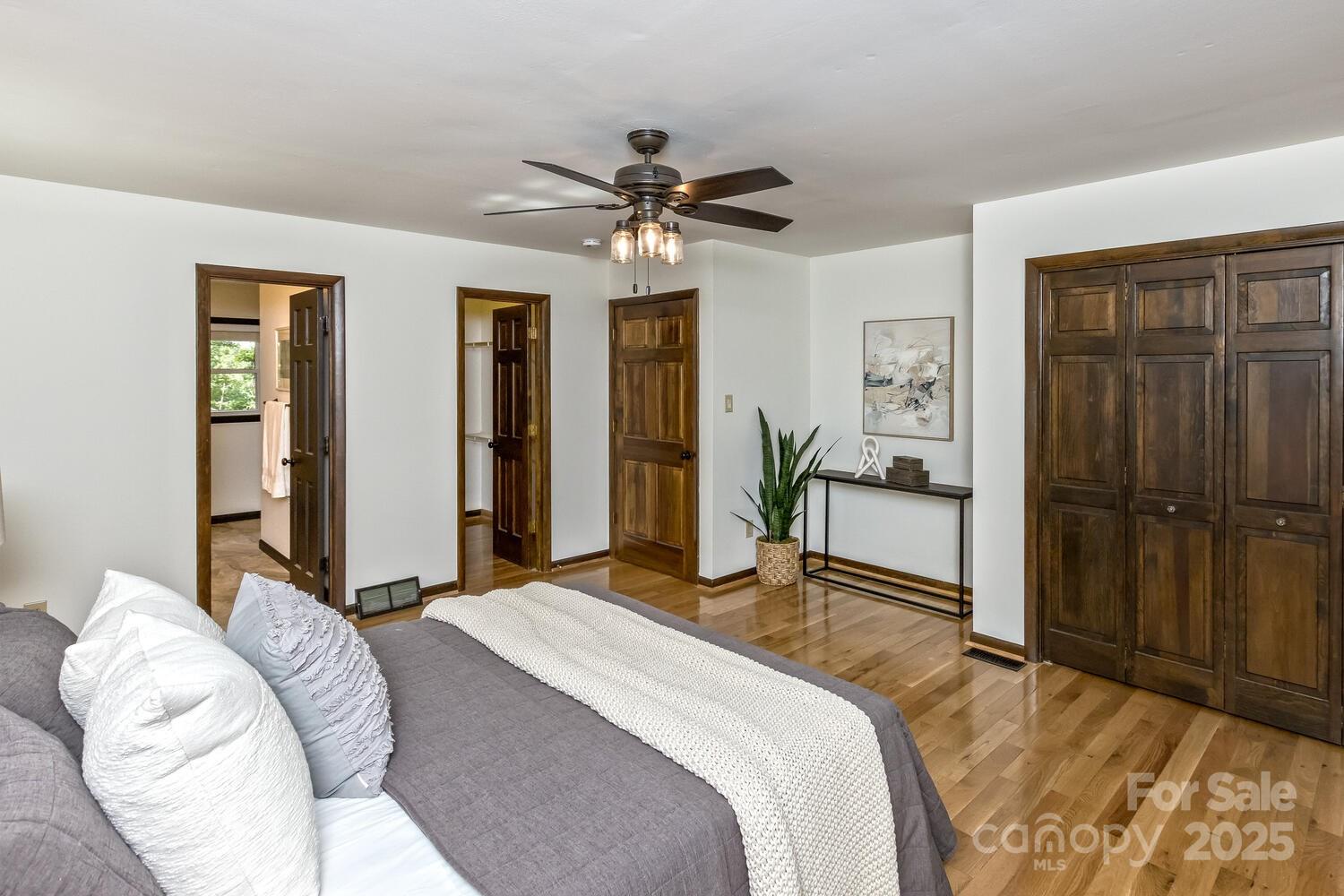 27 Glen Crest Drive