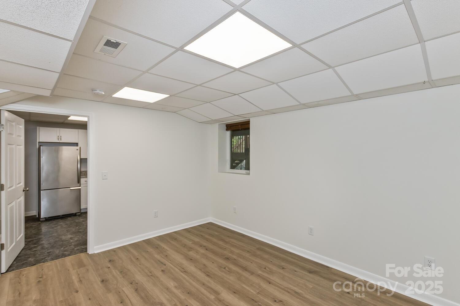 27 Glen Crest Drive