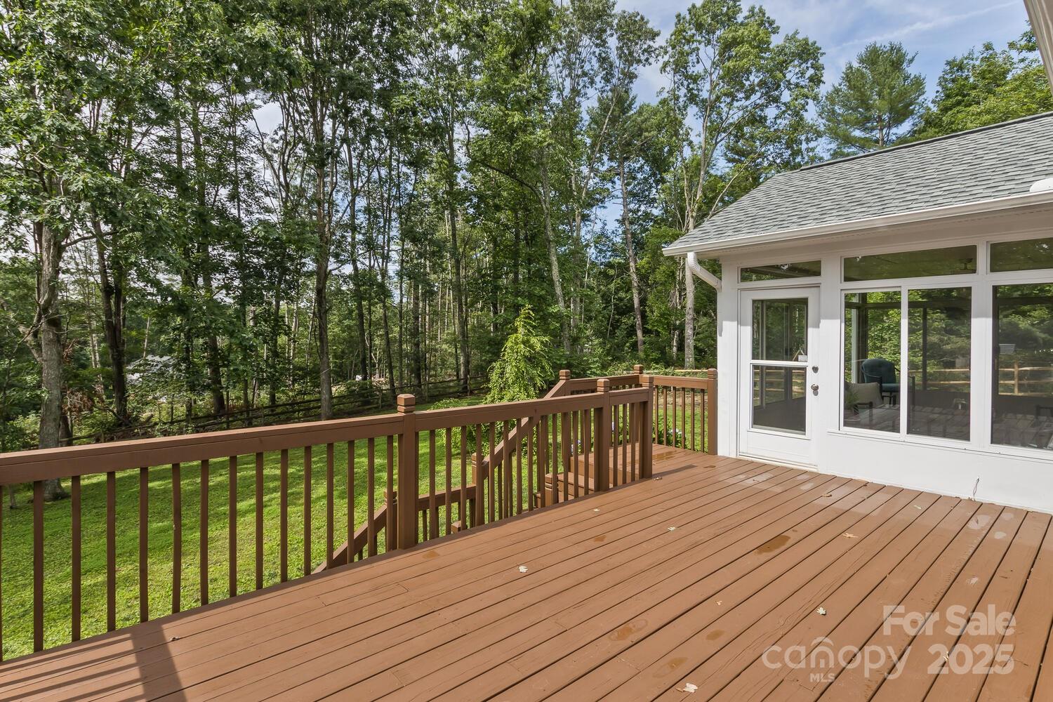 27 Glen Crest Drive