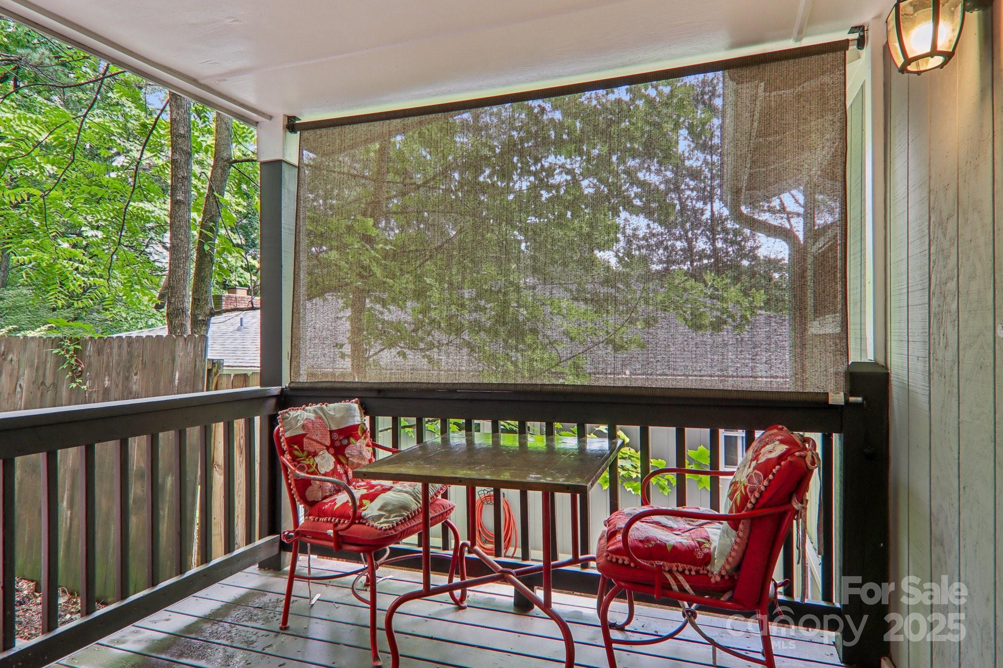 416 S Cherokee Avenue