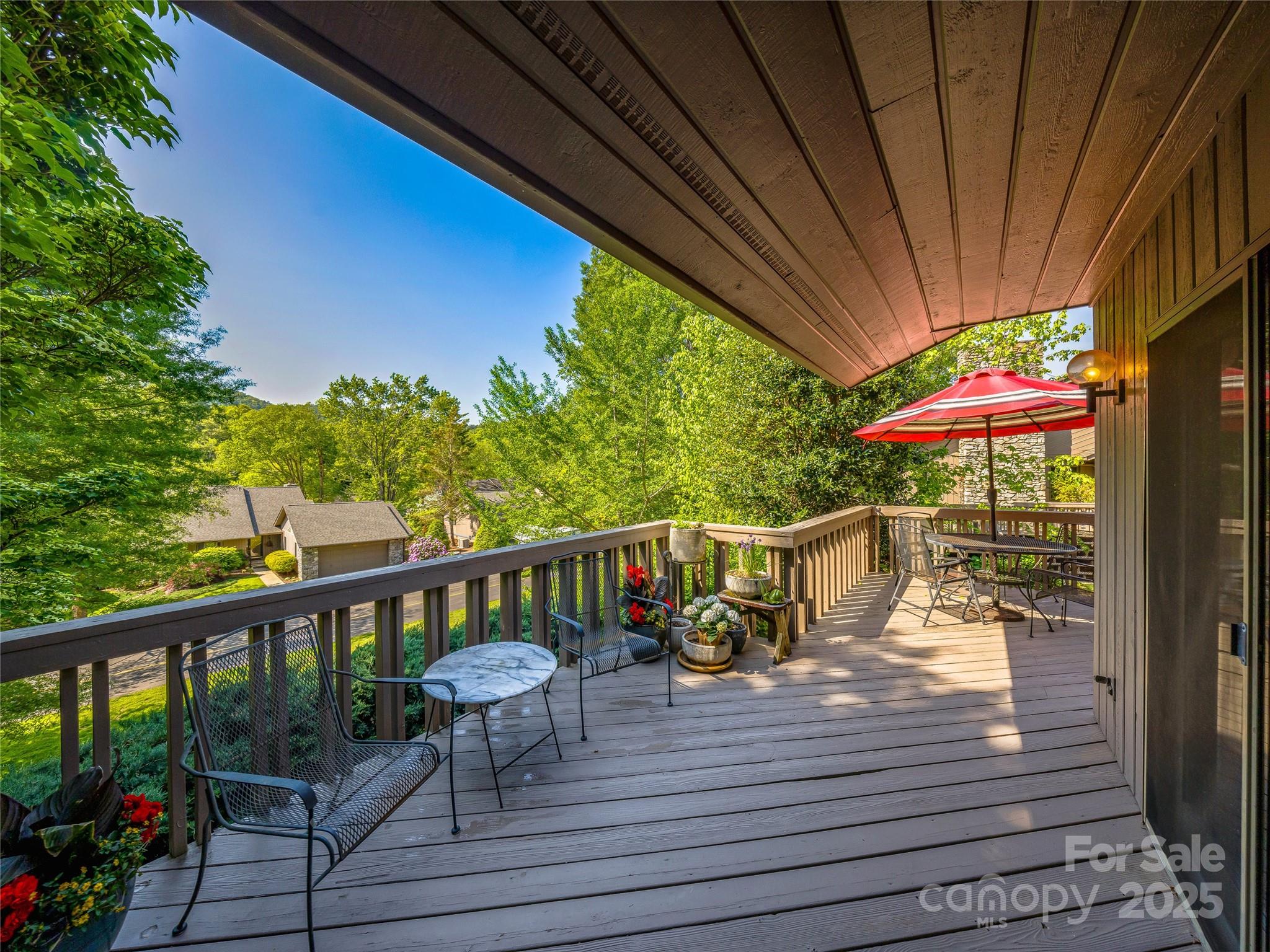 3 Governors Drive