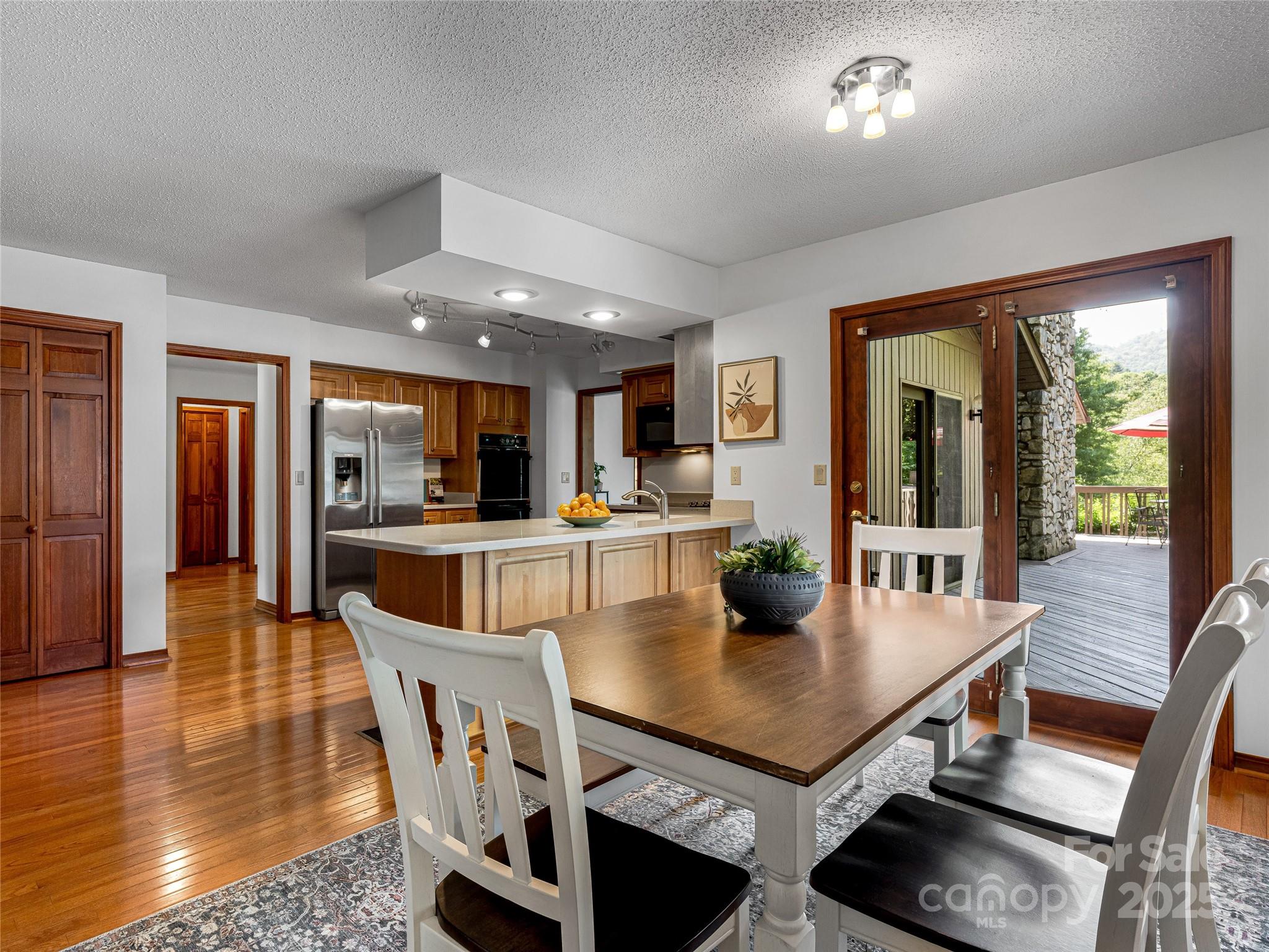 3 Governors Drive
