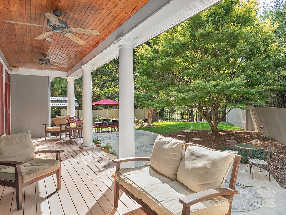 18 Ozark Spring Lane