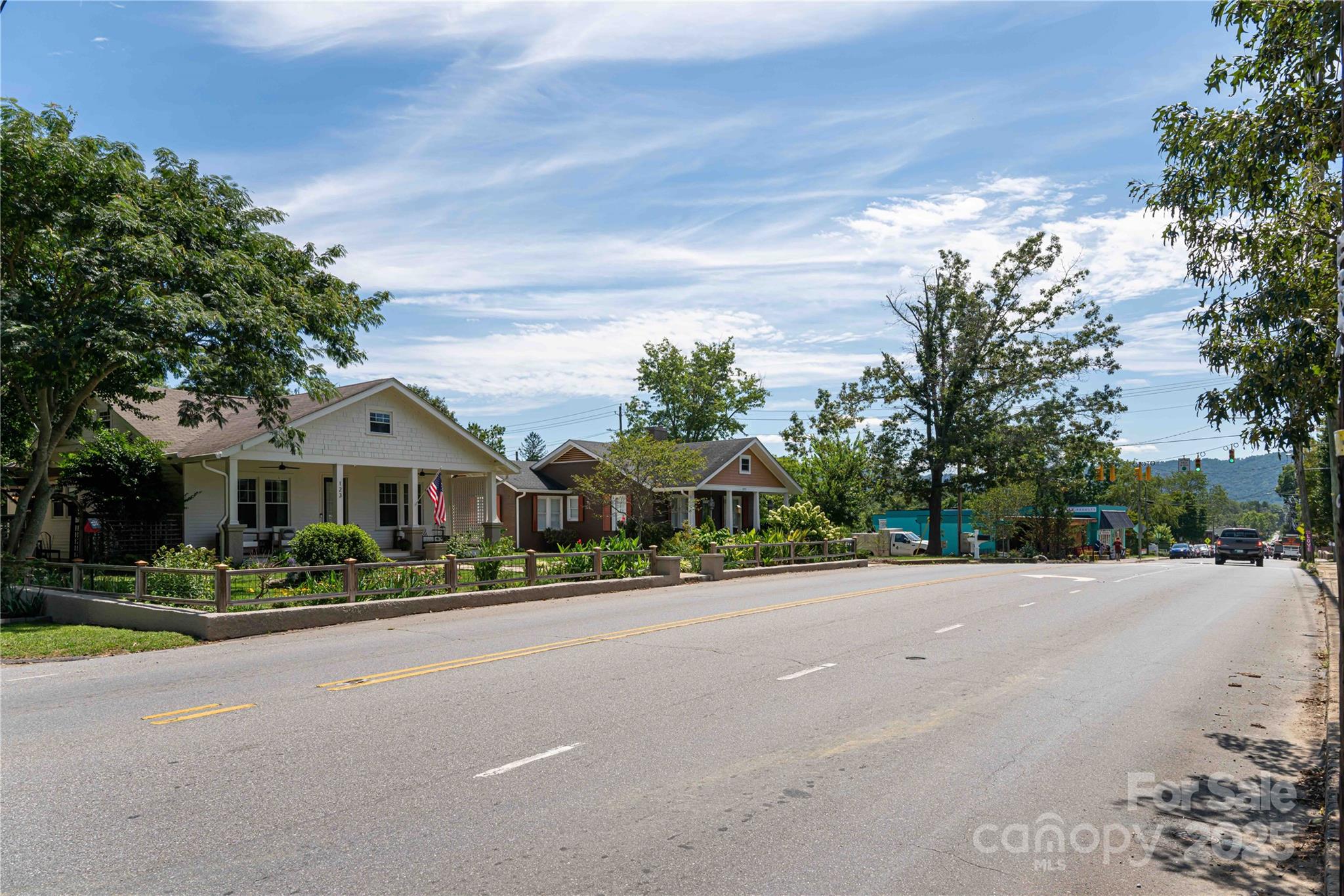123 N Main Street