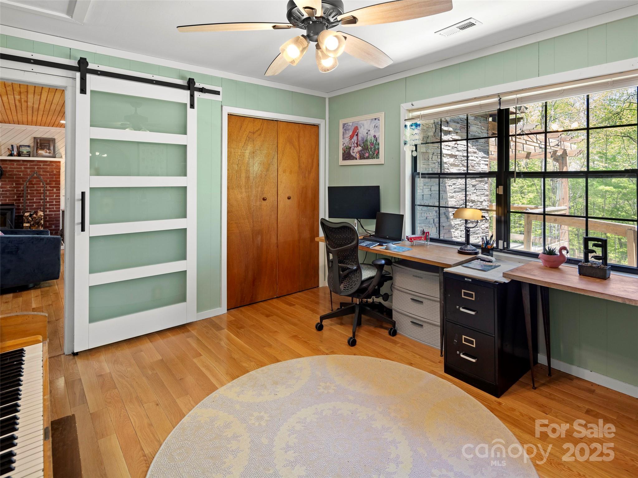 44 Sutton Knob Road