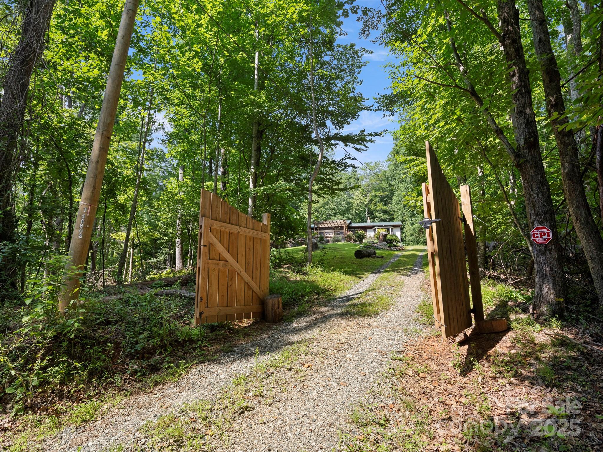44 Sutton Knob Road