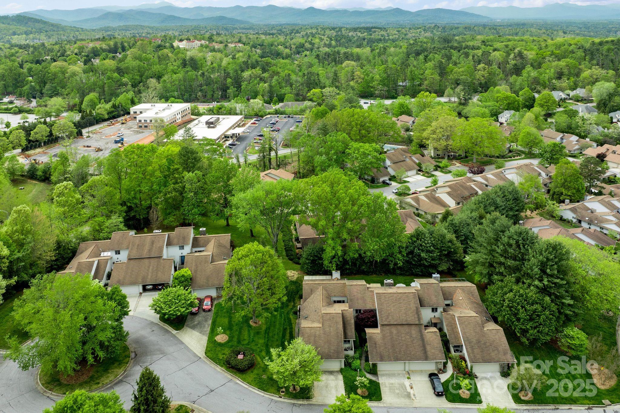 120 Cloverleaf Lane