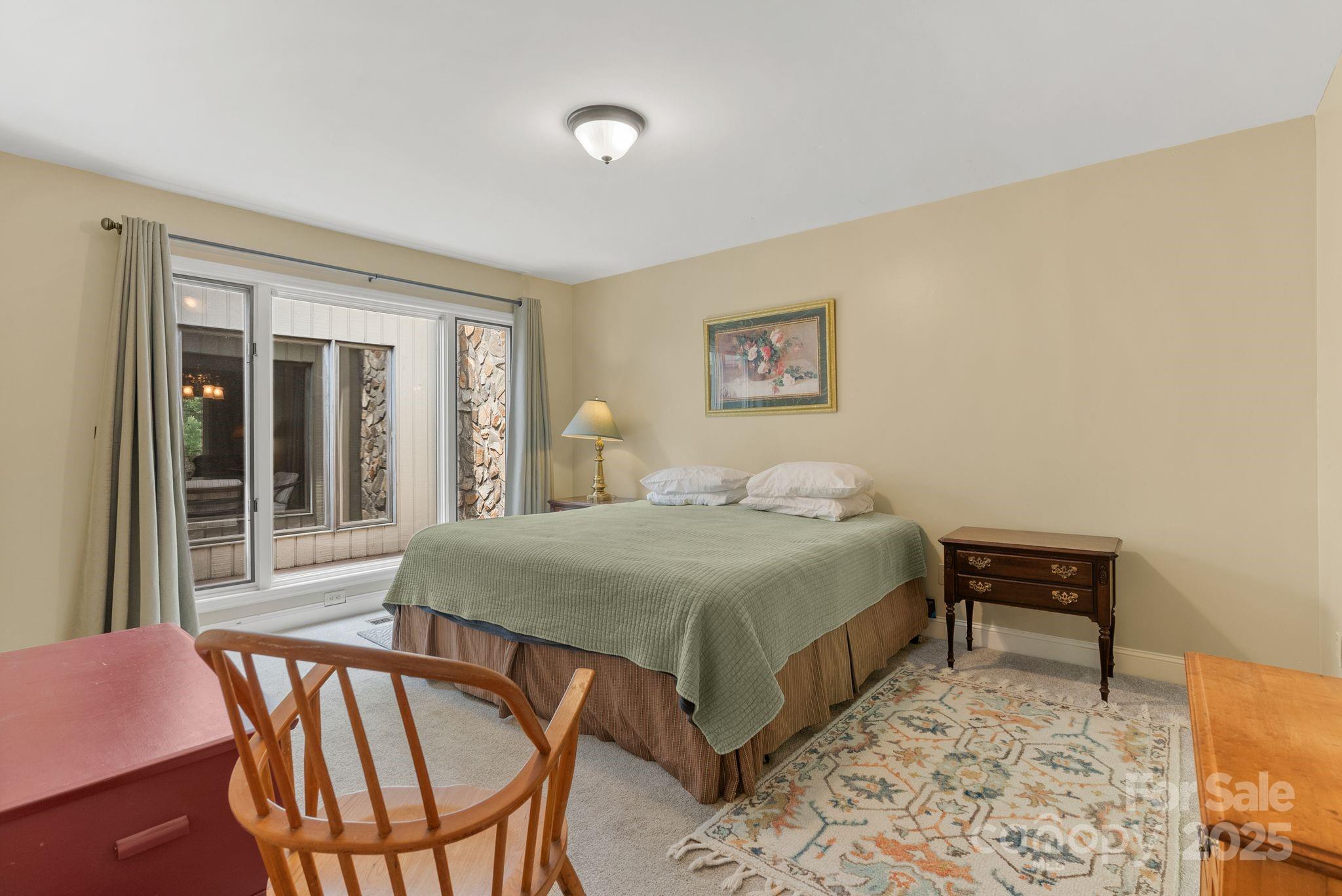 120 Cloverleaf Lane