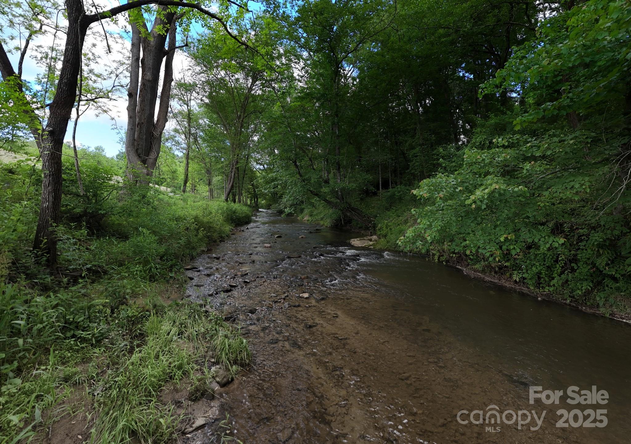 327 Avery Trail Drive Unit: 33