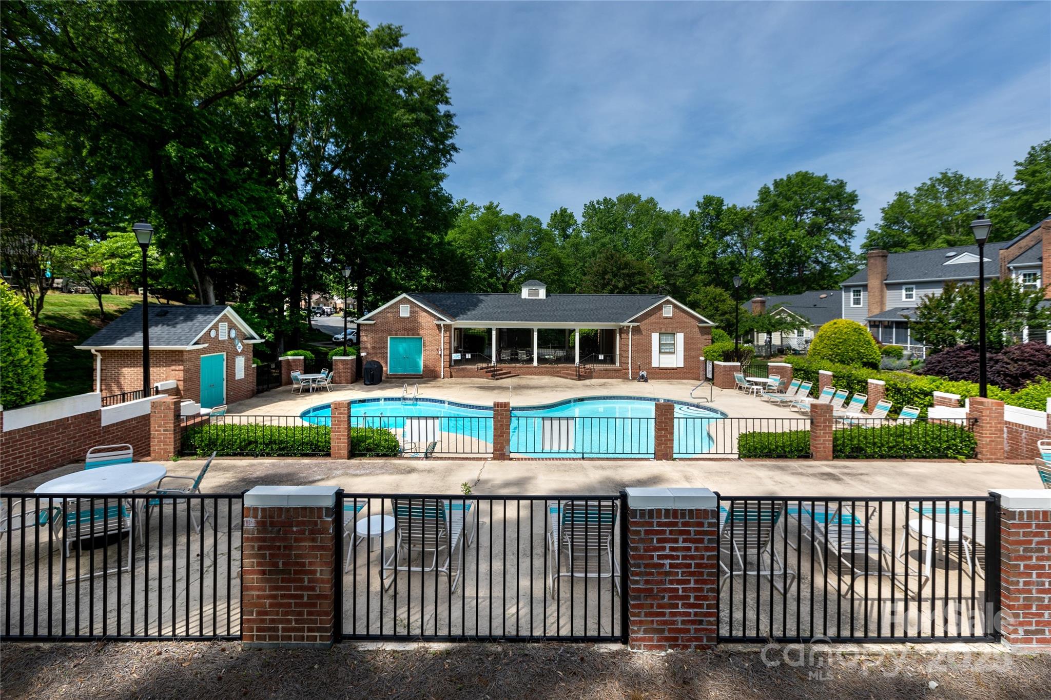 4234 Woodglen Lane