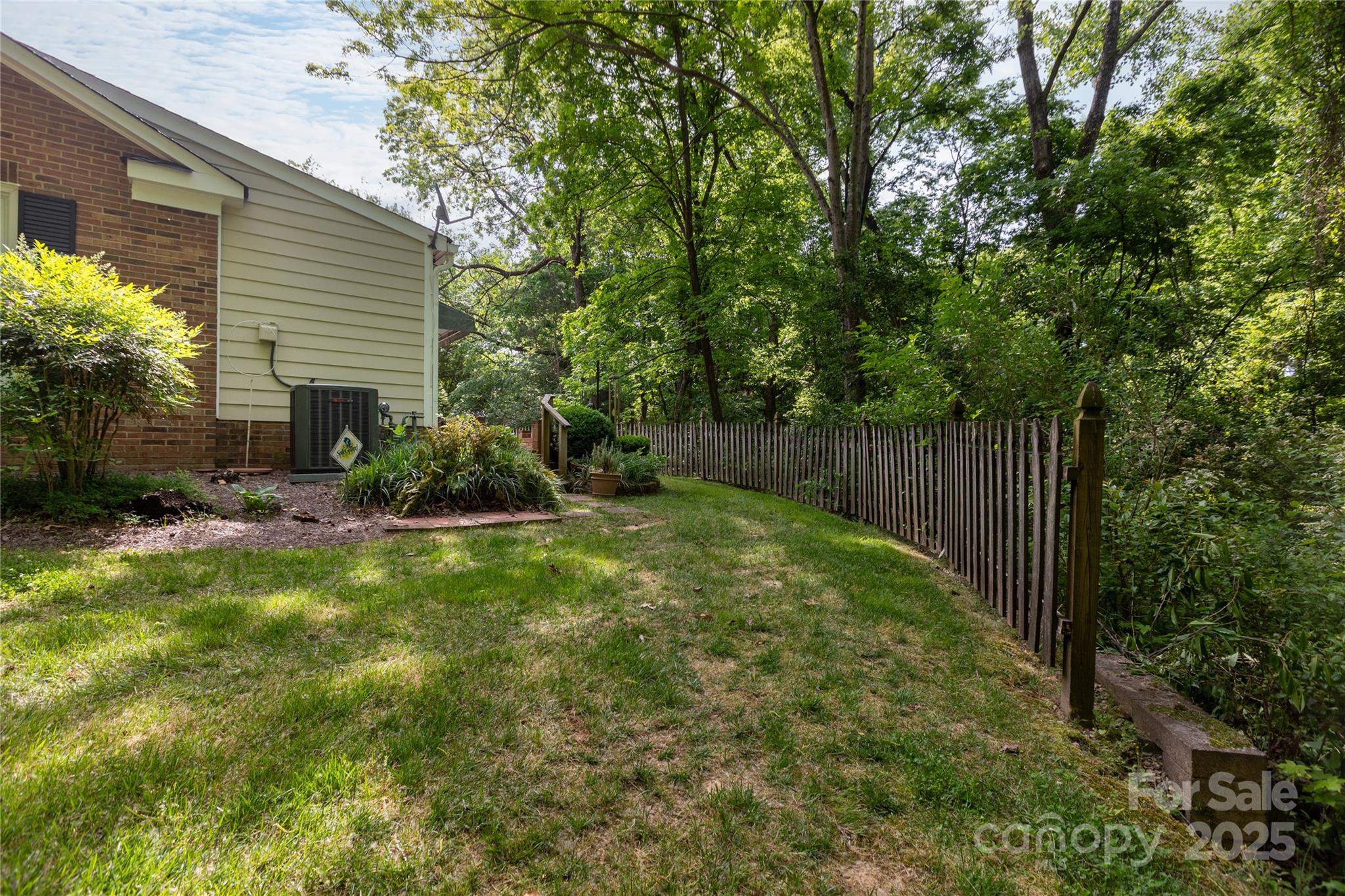 4234 Woodglen Lane