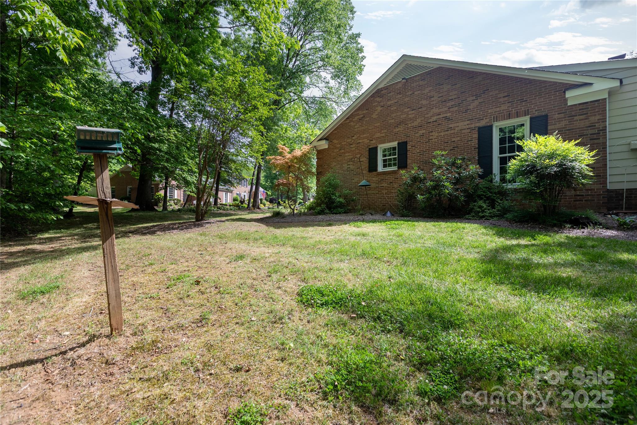 4234 Woodglen Lane