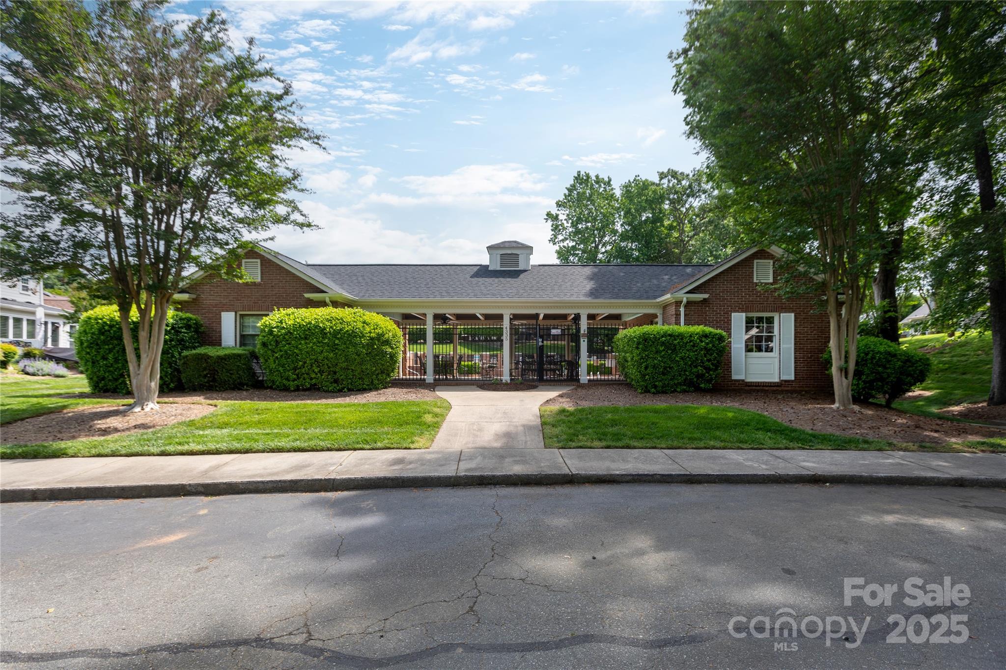 4234 Woodglen Lane