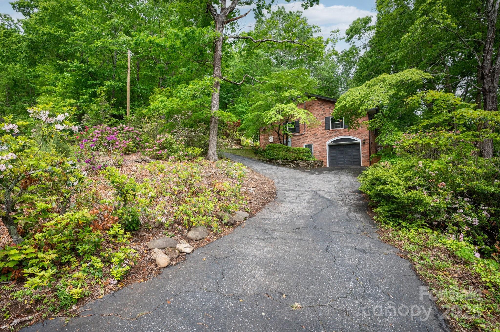 200 Allen Mountain Drive