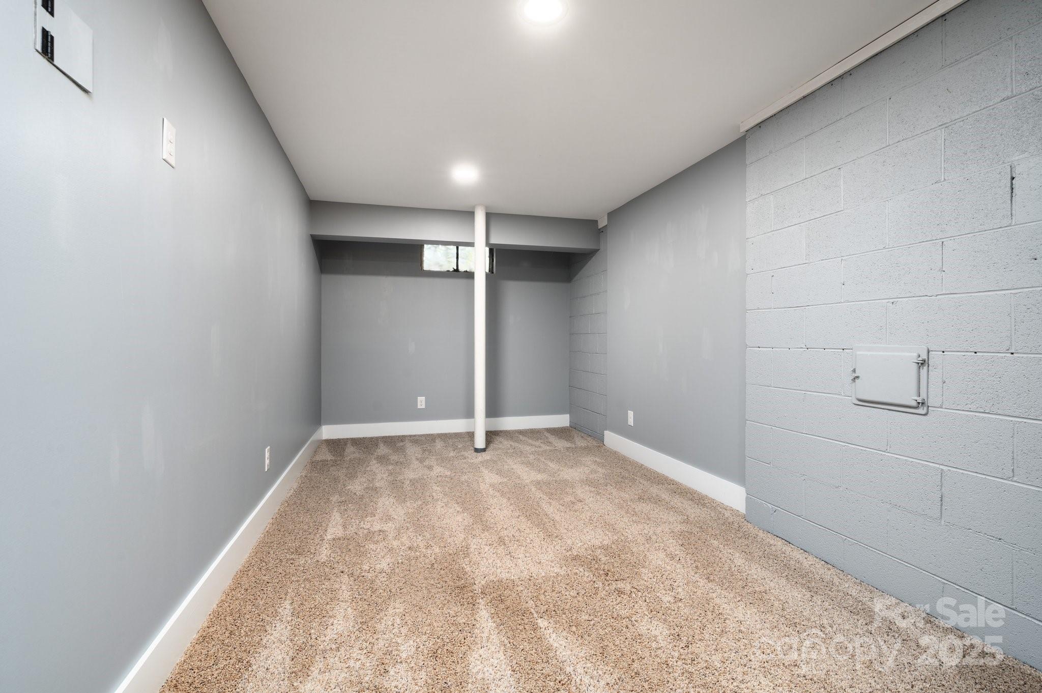 200 Allen Mountain Drive