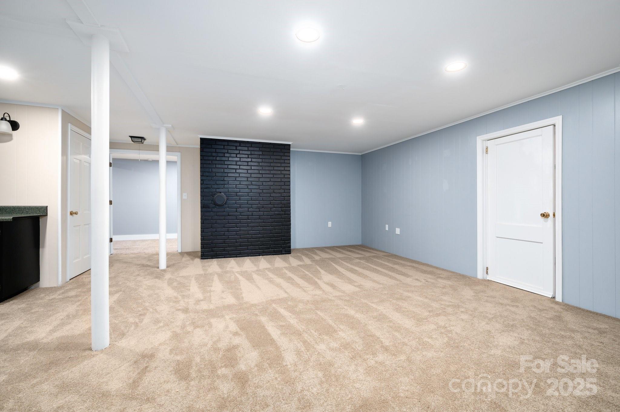 200 Allen Mountain Drive