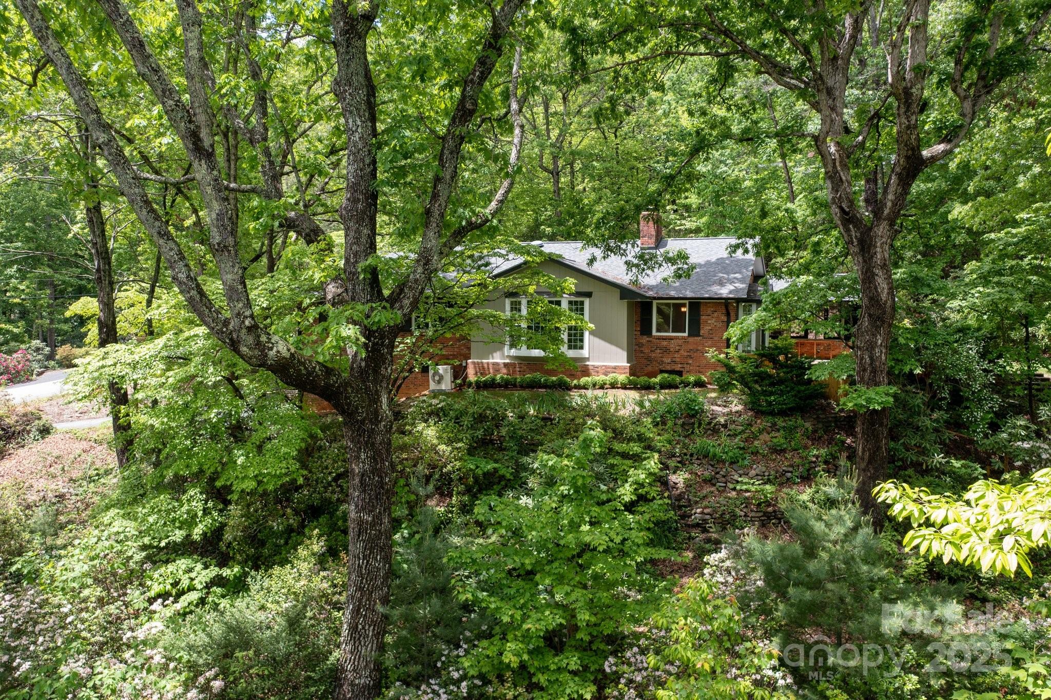 200 Allen Mountain Drive