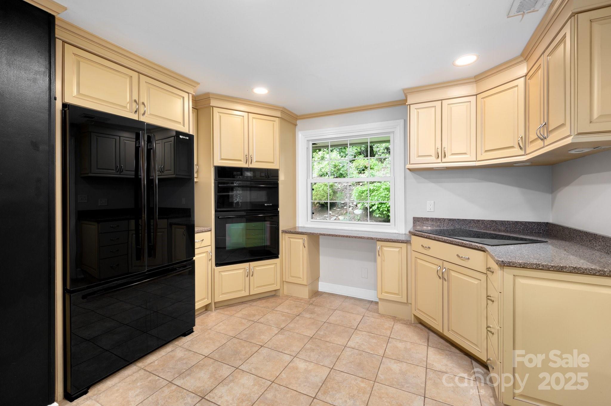 200 Allen Mountain Drive