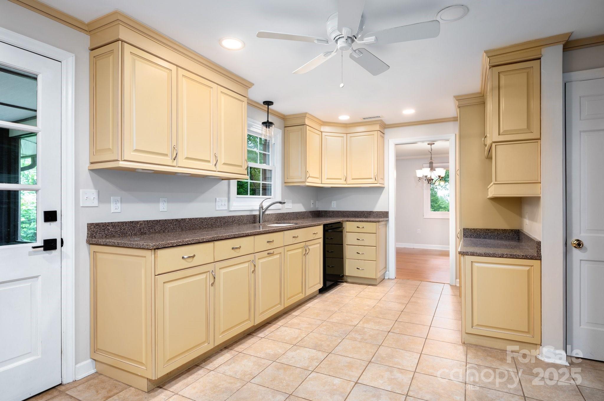 200 Allen Mountain Drive