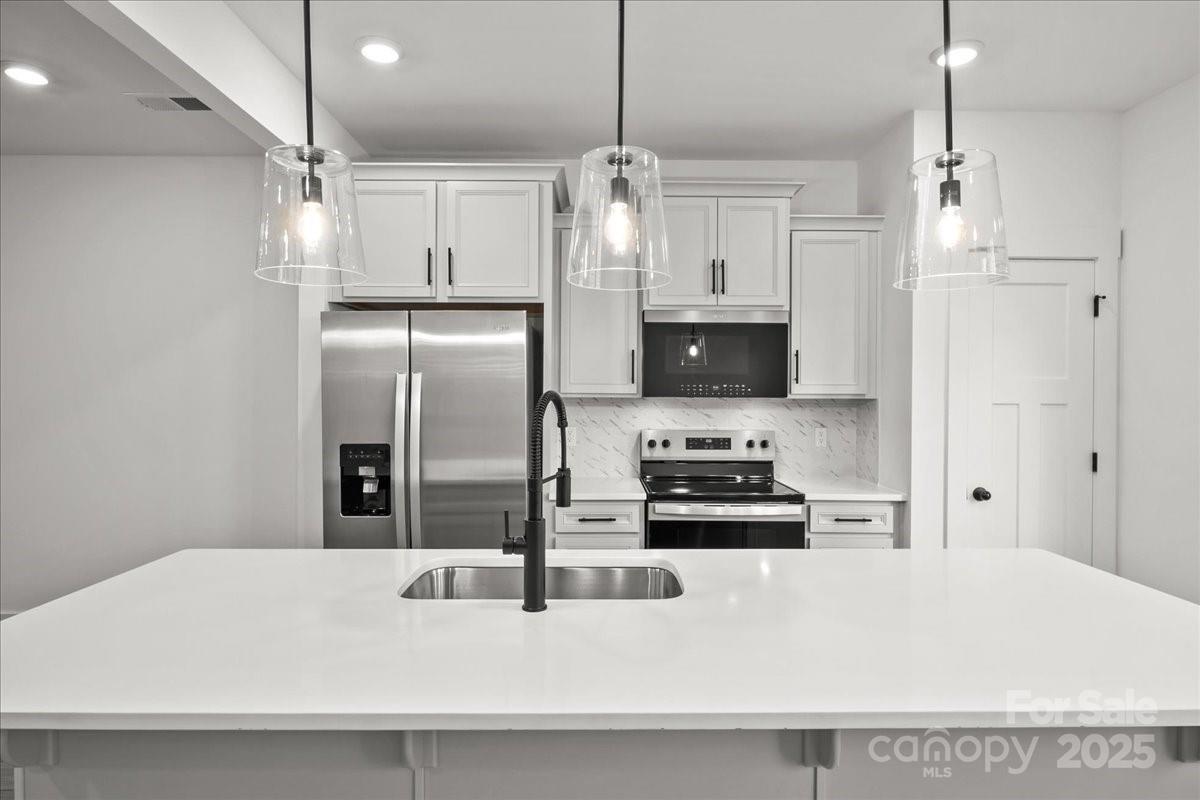 8 Moon Haven Way