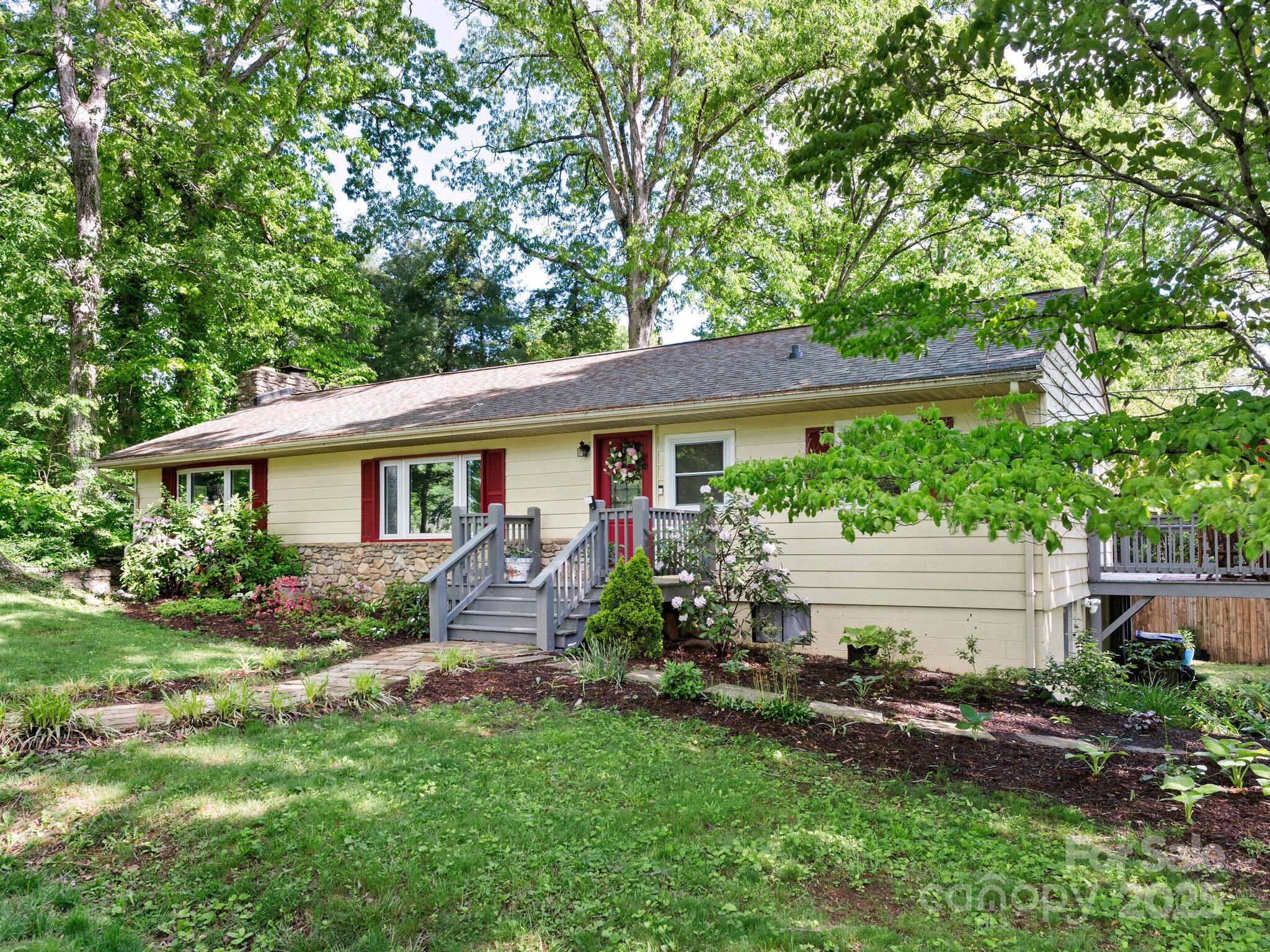52 Fairway Drive