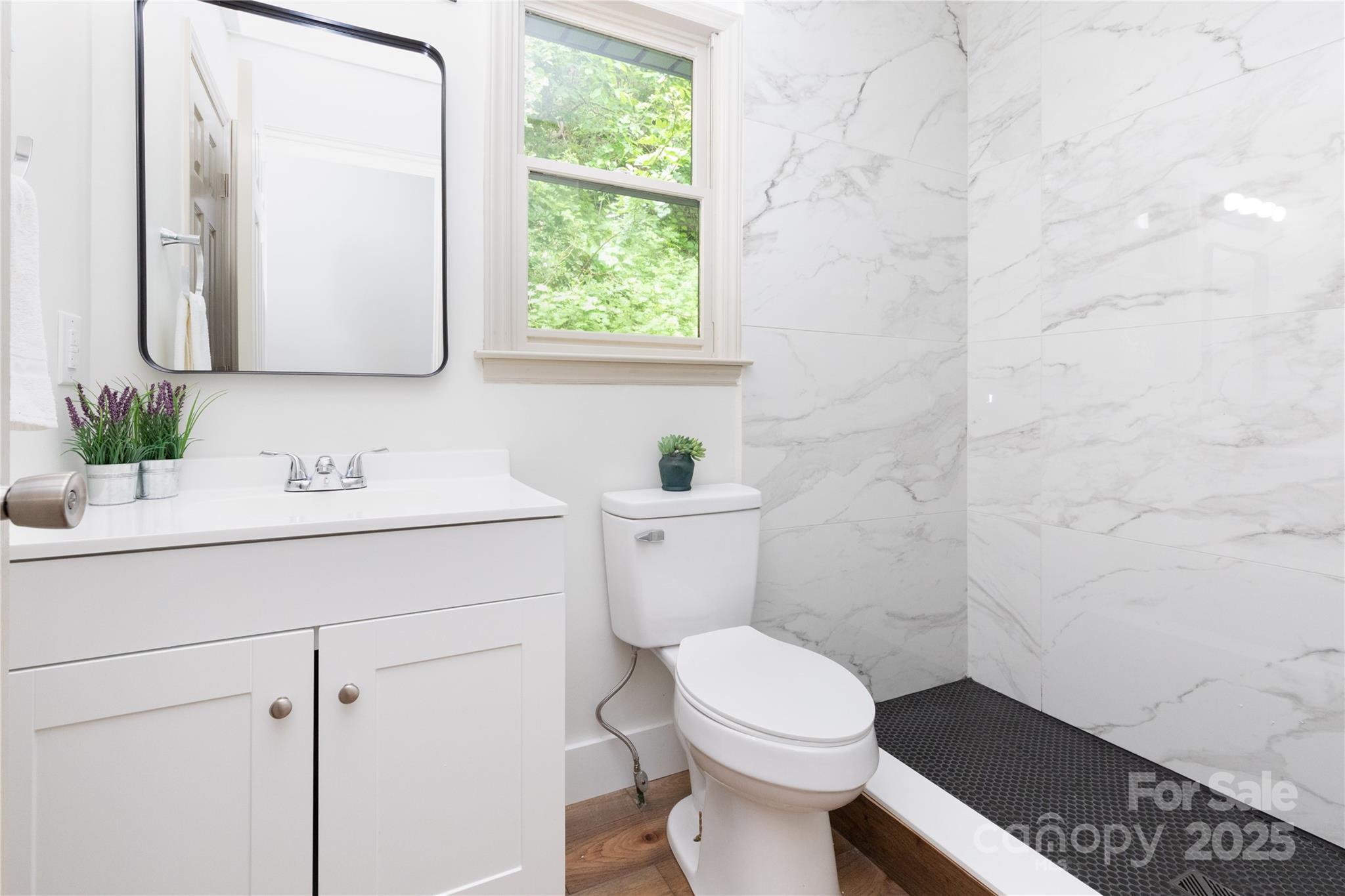 214 Hidden Creek Lane