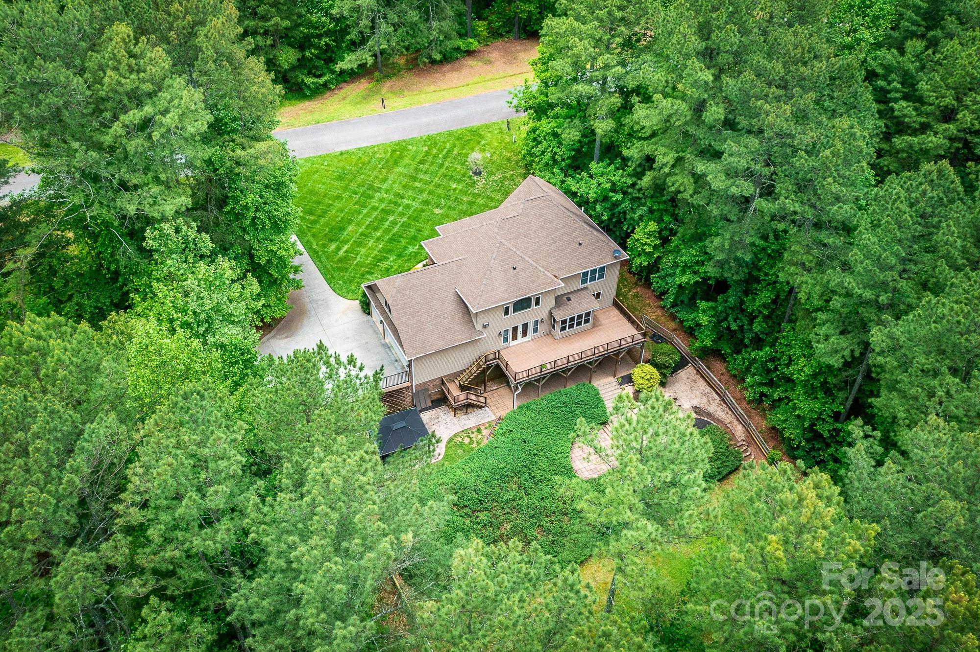 206 Ridge Top Drive