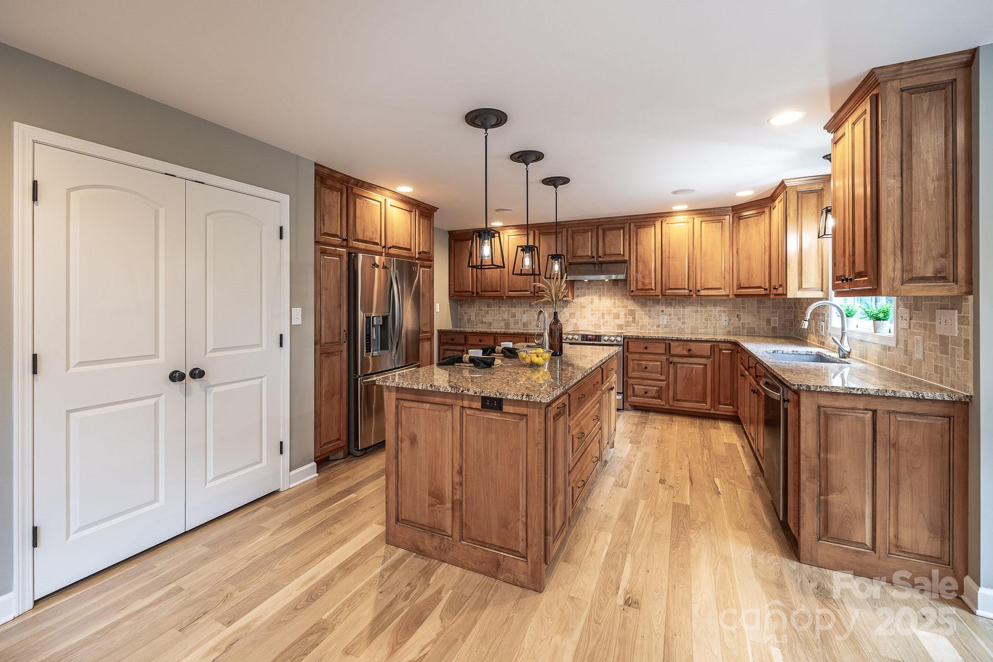 206 Ridge Top Drive