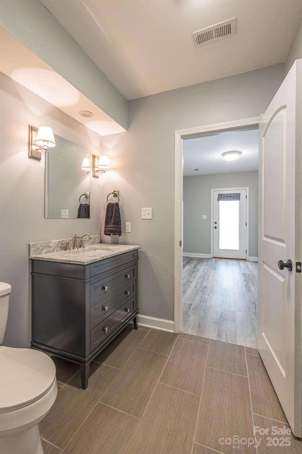 206 Ridge Top Drive