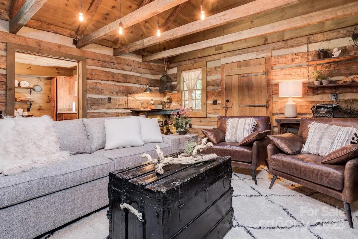 30 Wagon Mountain Drive