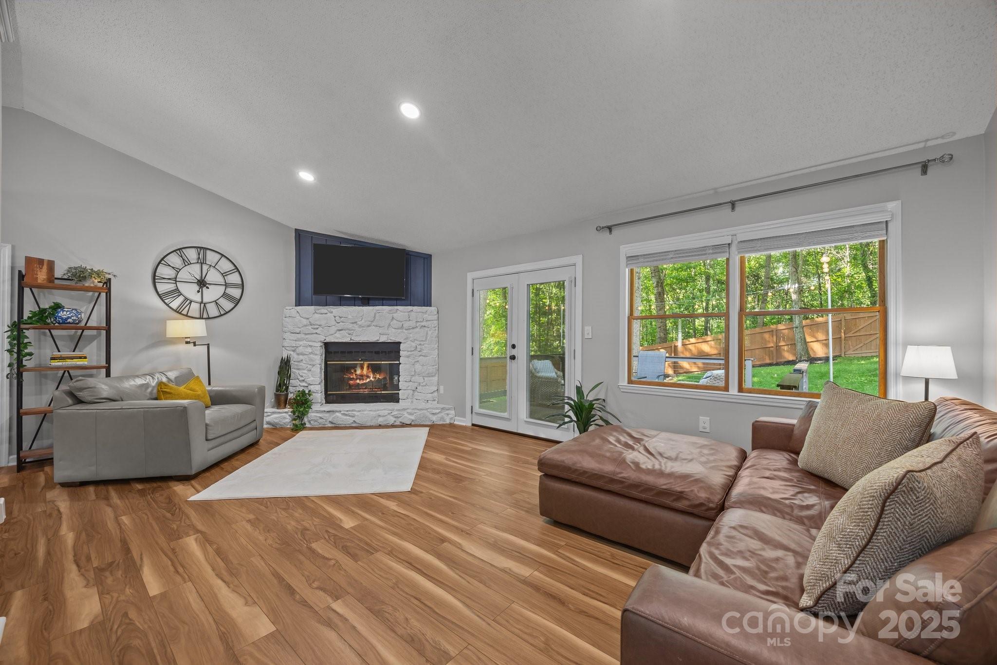 56 Wake Robin Way