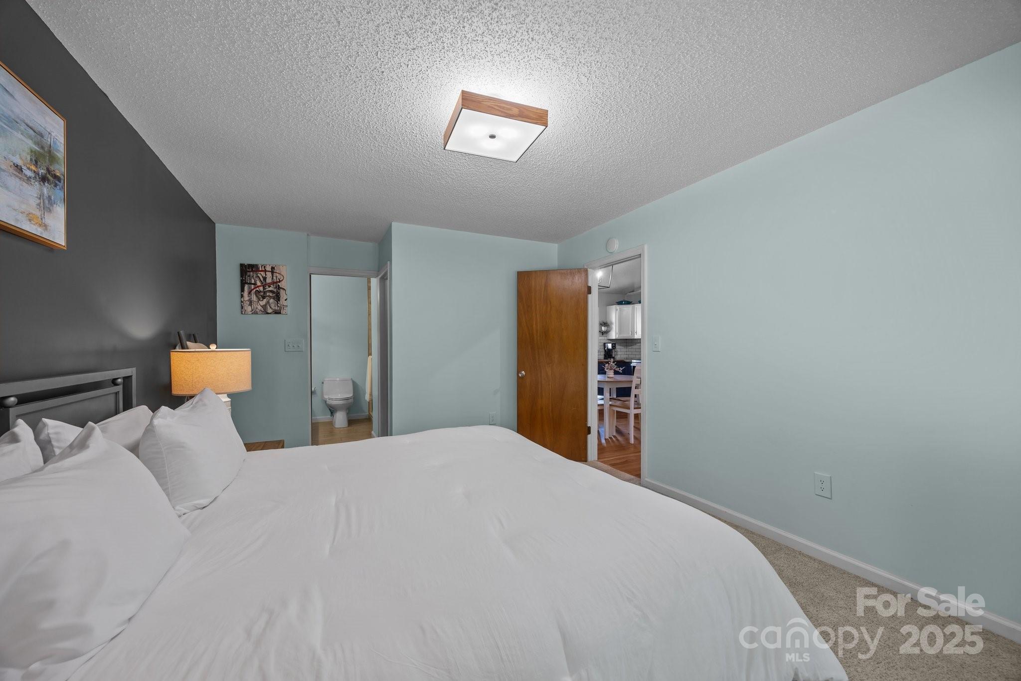 56 Wake Robin Way