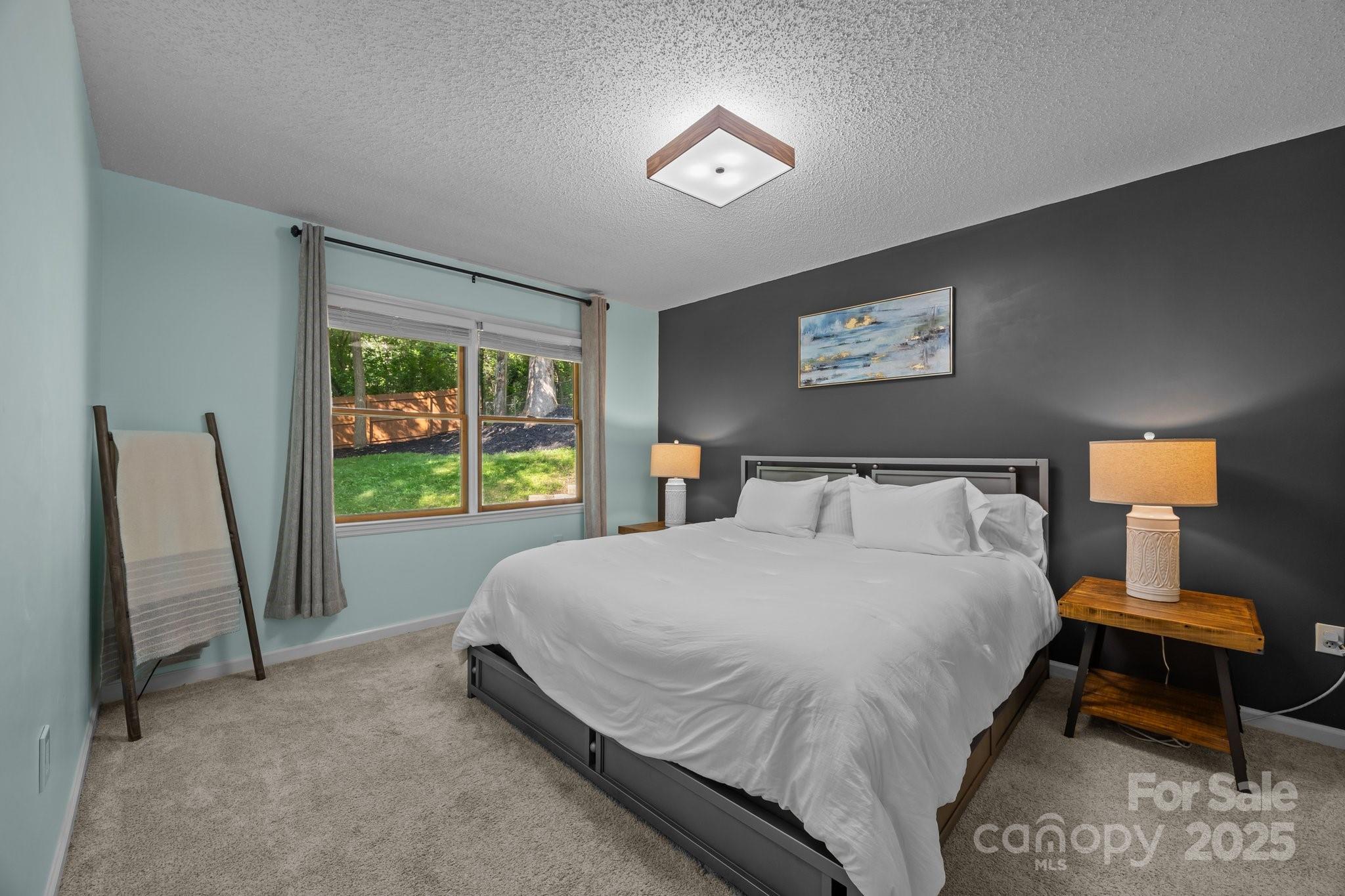 56 Wake Robin Way