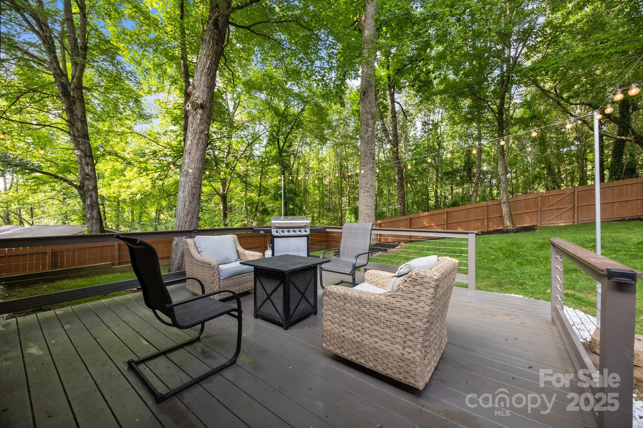 56 Wake Robin Way